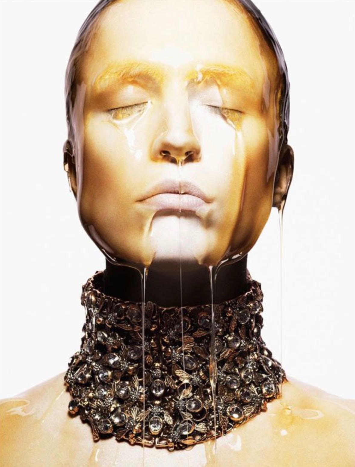 Alexander McQueen SS 2013 Black Honeycomb Corset Runway Bustier 4