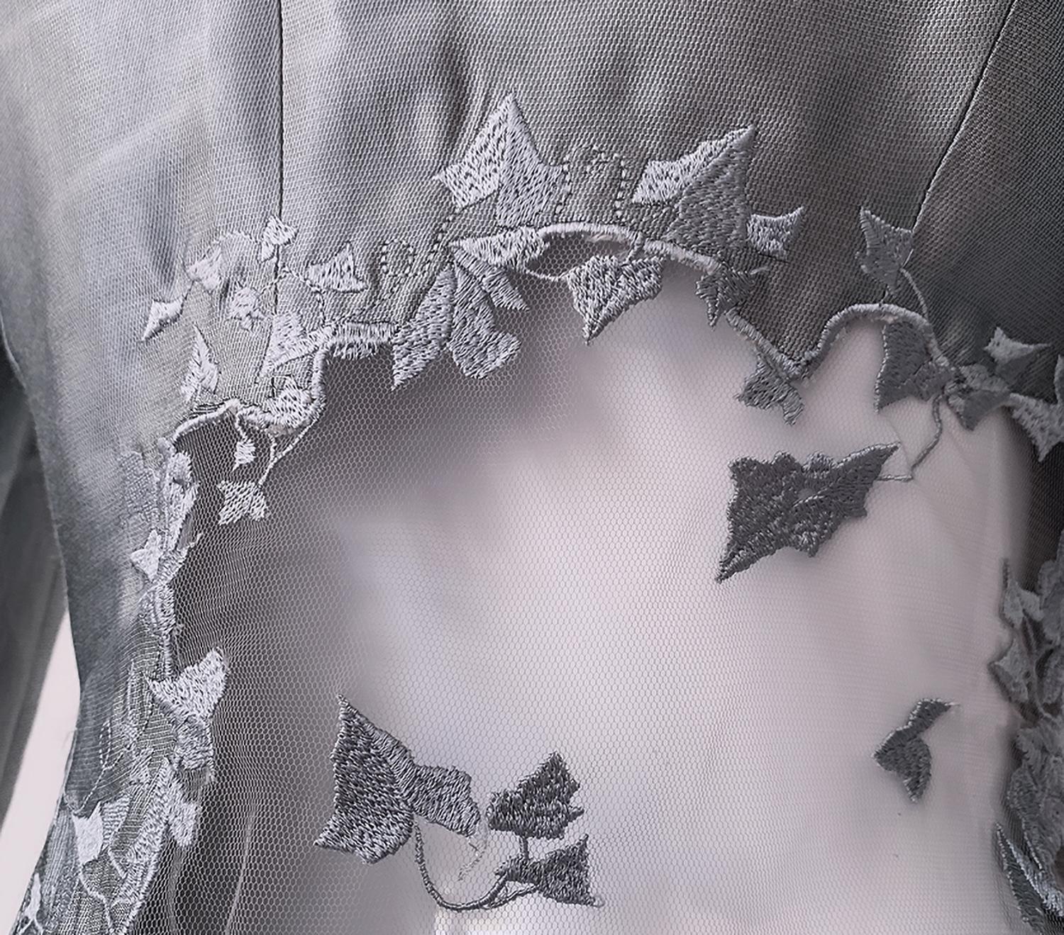Alexander McQueen SS1999 Silver Silk Suit Blazer Embroidered Illusion Ivy Leaf  For Sale 3