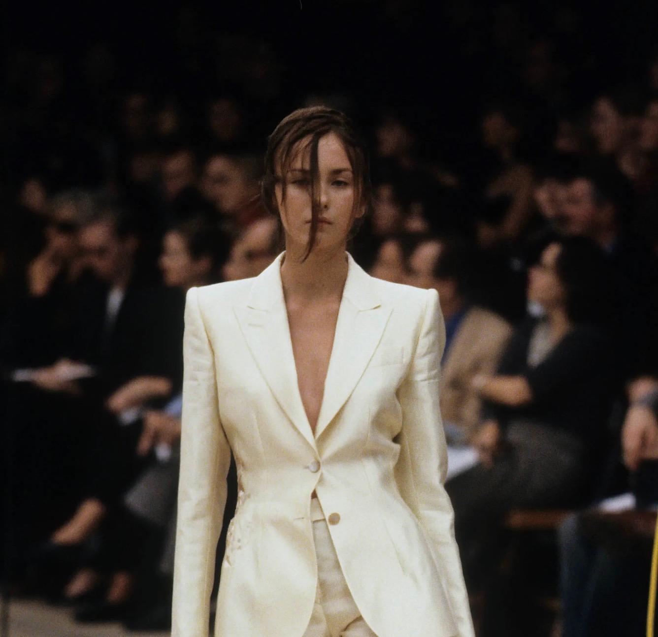 Alexander McQueen SS1999 Silver Silk Suit Blazer Embroidered Illusion Ivy Leaf 1