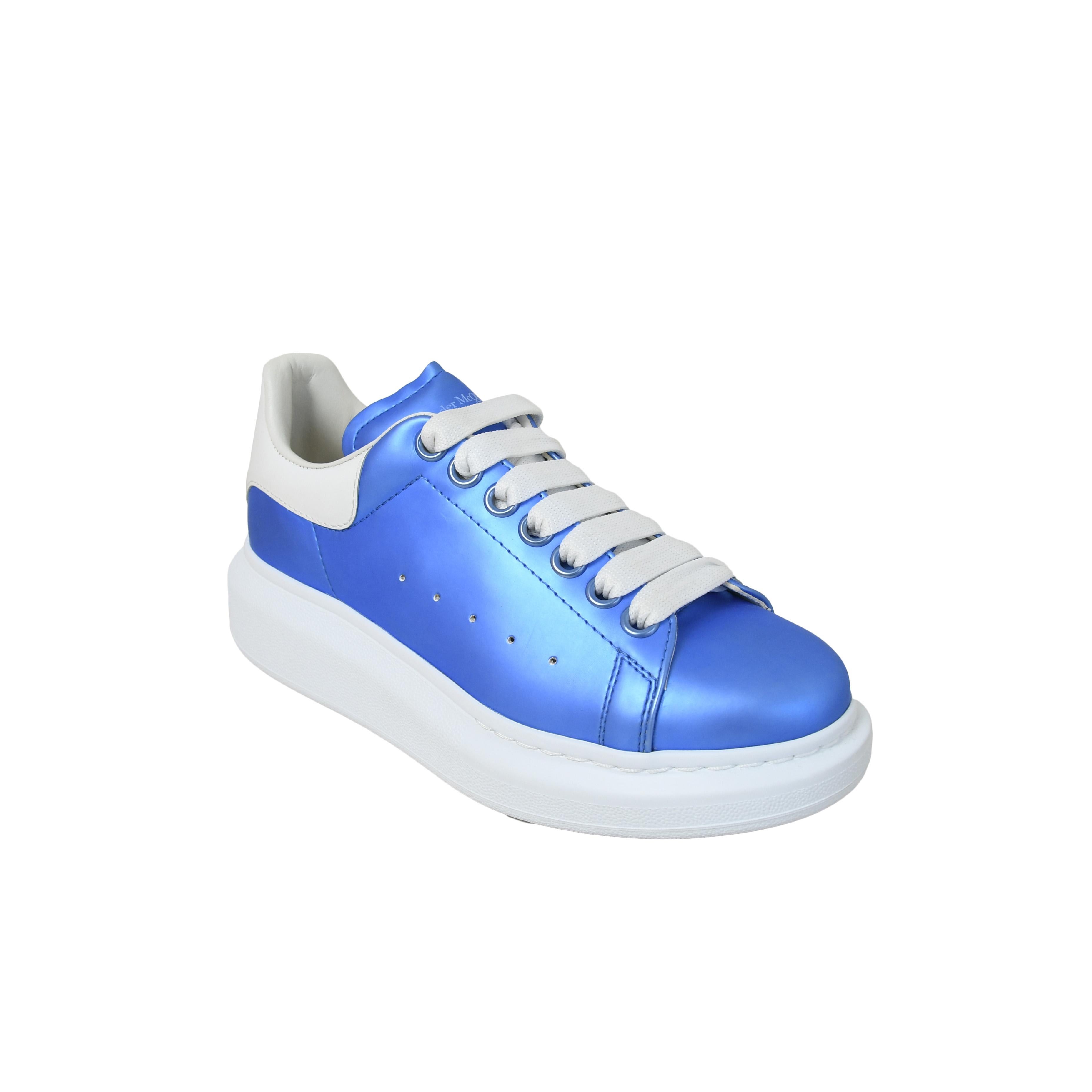 Alexander McQueen Steel Satin Sneakers Cornflower Blue

Condition:
Brand New, Never Worn.
This item comes with all the accessories.

Size: 36.5  & 38
