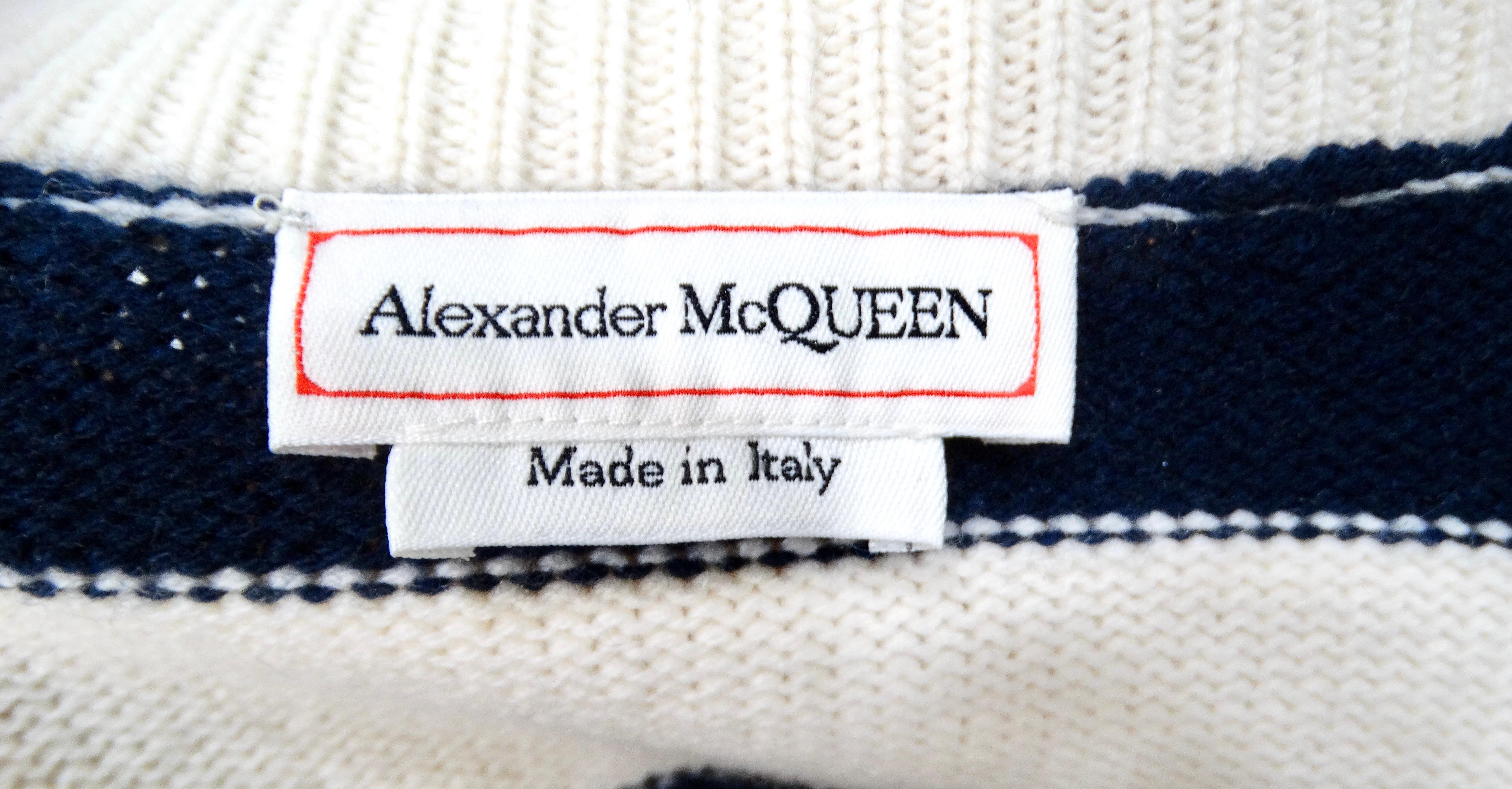Alexander McQueen Gestreifter Pullover aus Woll- und Kaschmirmischung mit Knopfleiste im Angebot 2