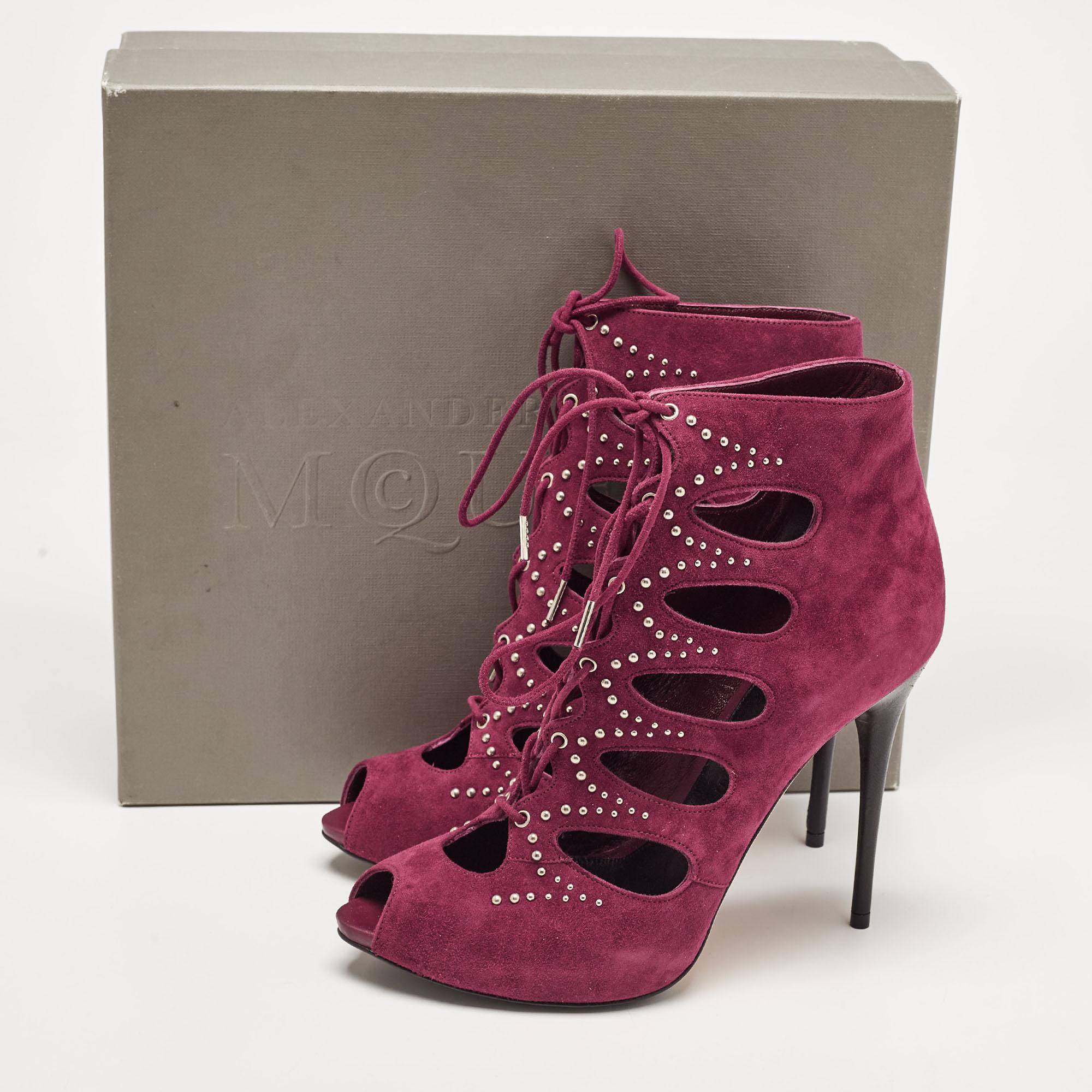 Alexander McQueen Suede Cut Out Embellished Lace Up Ankle Booties Size 37.5 For Sale 6