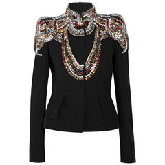 ALEXANDER MCQUEEN Chaqueta negra adornada con cristales de Swarovski