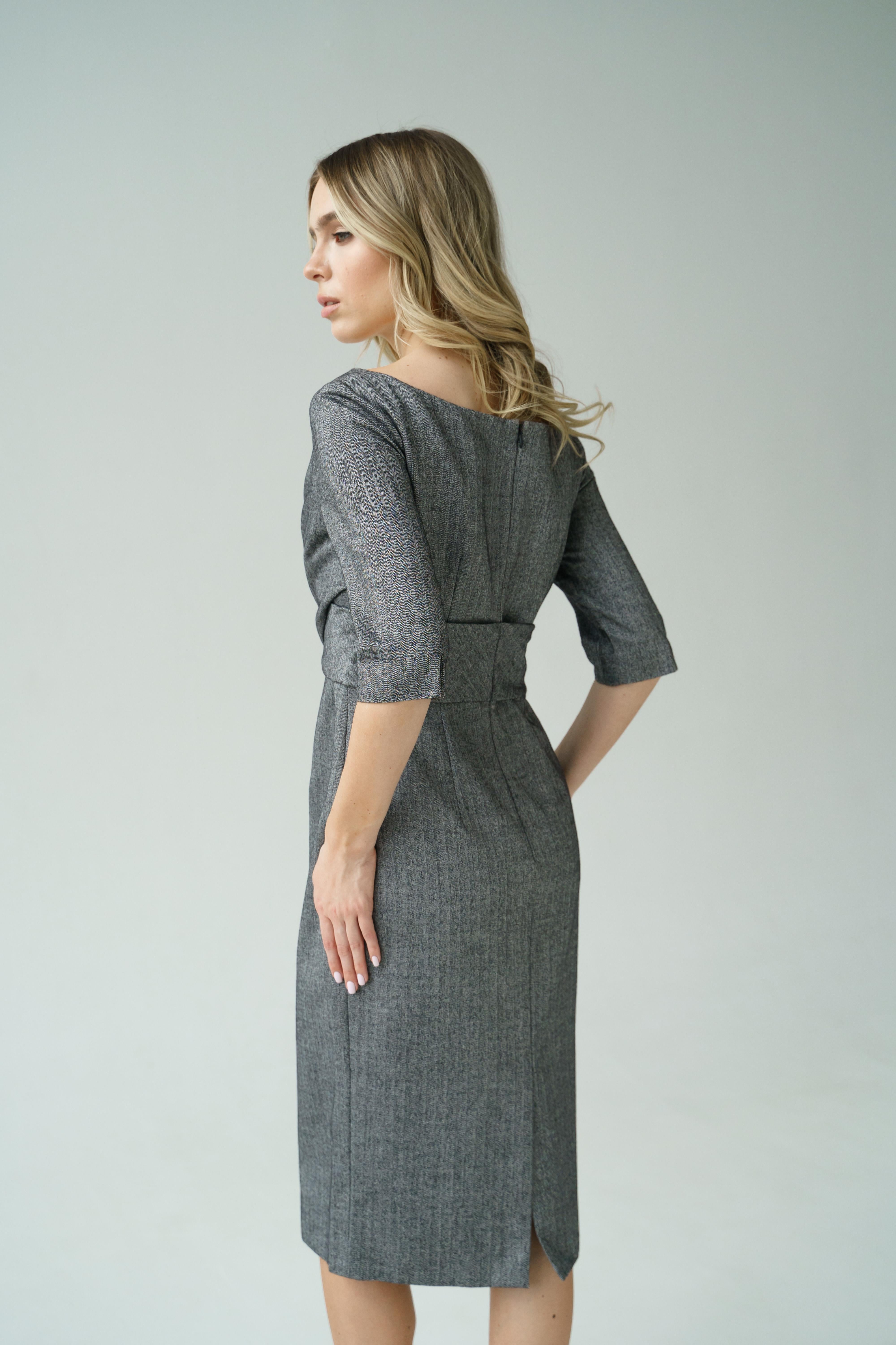 Alexander McQueen 'The Man Who Knew Too Much' Dress For Sale 13