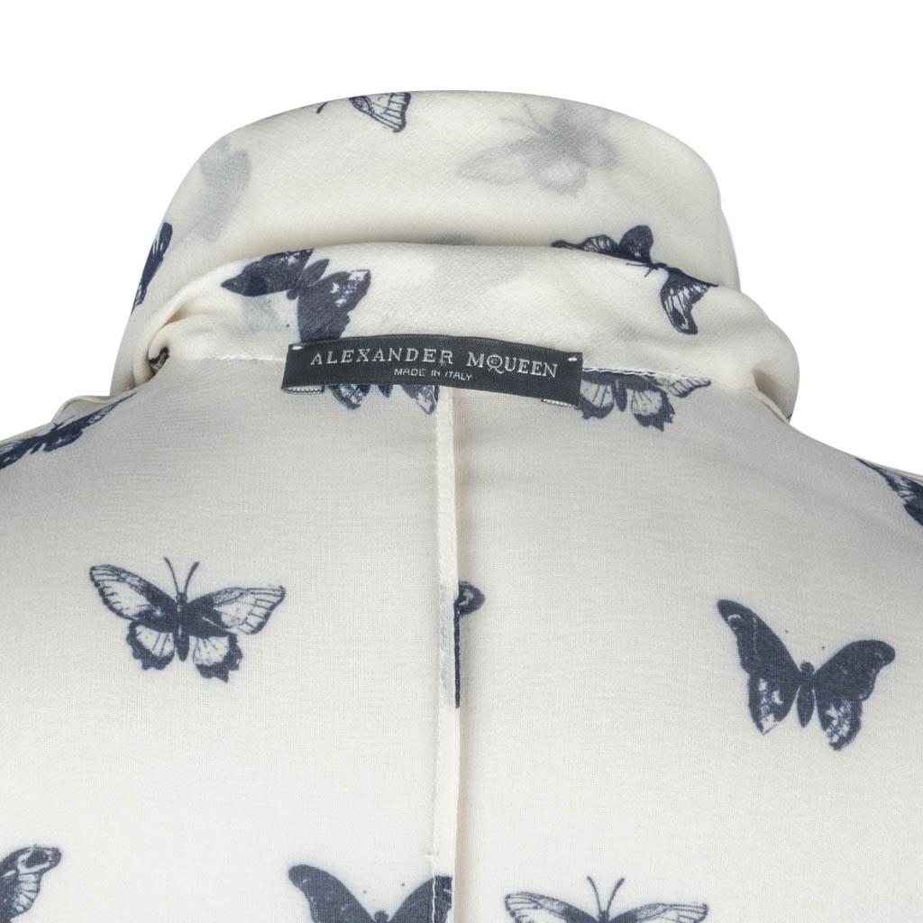 Alexander McQueen Pussy Bow Butterfly Print Silk Blouse  44 / 8  For Sale 5