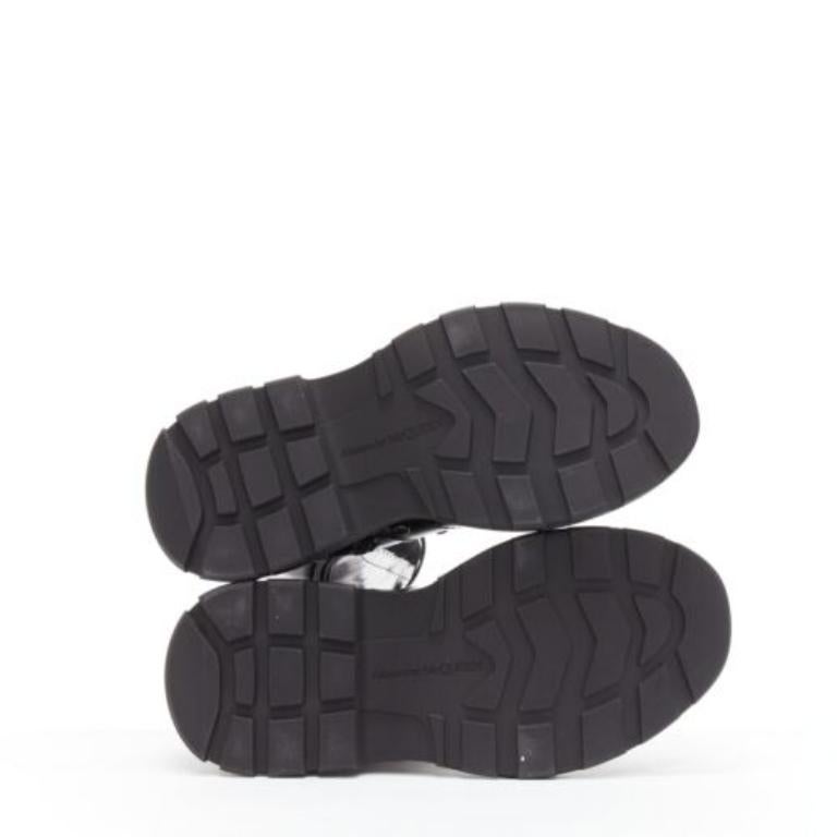 Alexander McQueen Tread in pelle nera con lacci da combattimento al ginocchio EU39 in vendita 5