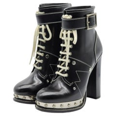 Alexander McQueen - Stivali in pelle con battistrada - Nero