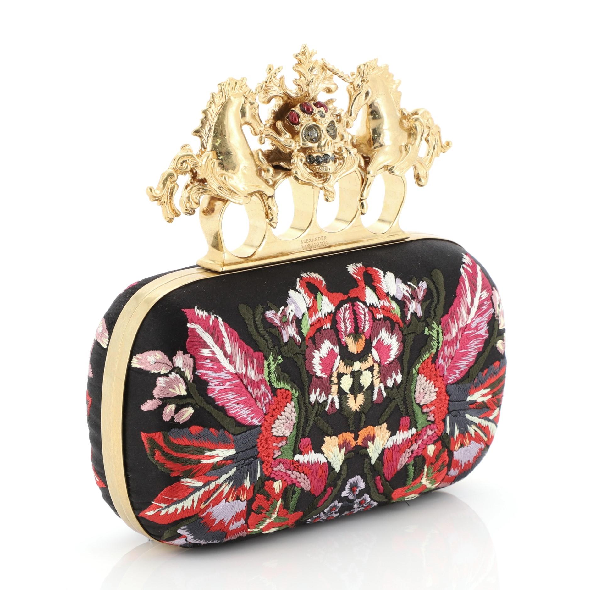 This Alexander McQueen Unicorn Skull Knuckle Box Clutch Embroidered Mesh Small is the perfect evening accessory for your nights out. Crafted in black embroidered mesh, features picturesque unicorn skull four-finger knuckle ring handle embellished