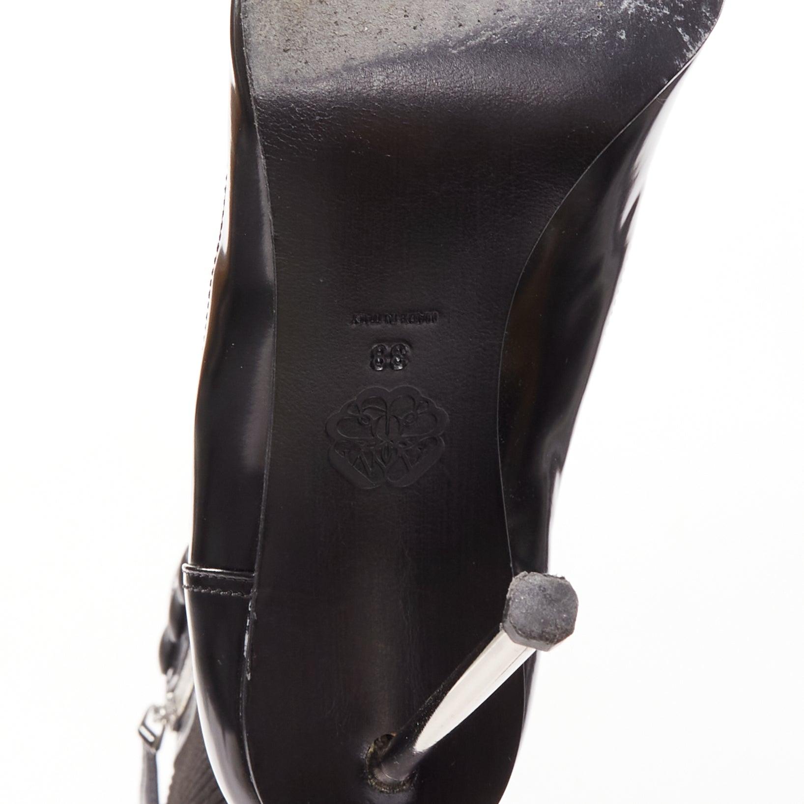 Alexander McQueen stivali vittoriani a punta in pelle nera e argento con tacco a spillo EU38 in vendita 4