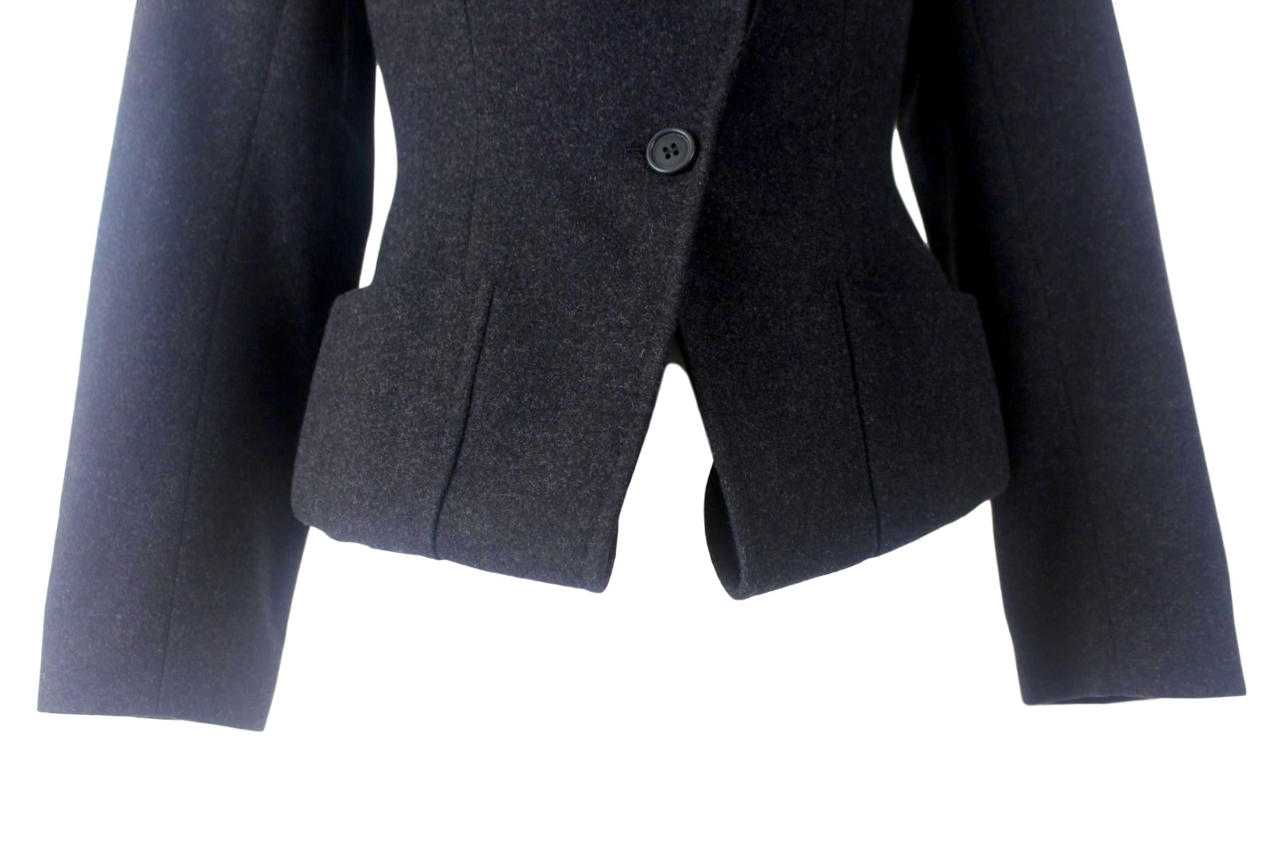 Alexander McQueen Vintage Black Wool and Cashmere Jacket For Sale 2