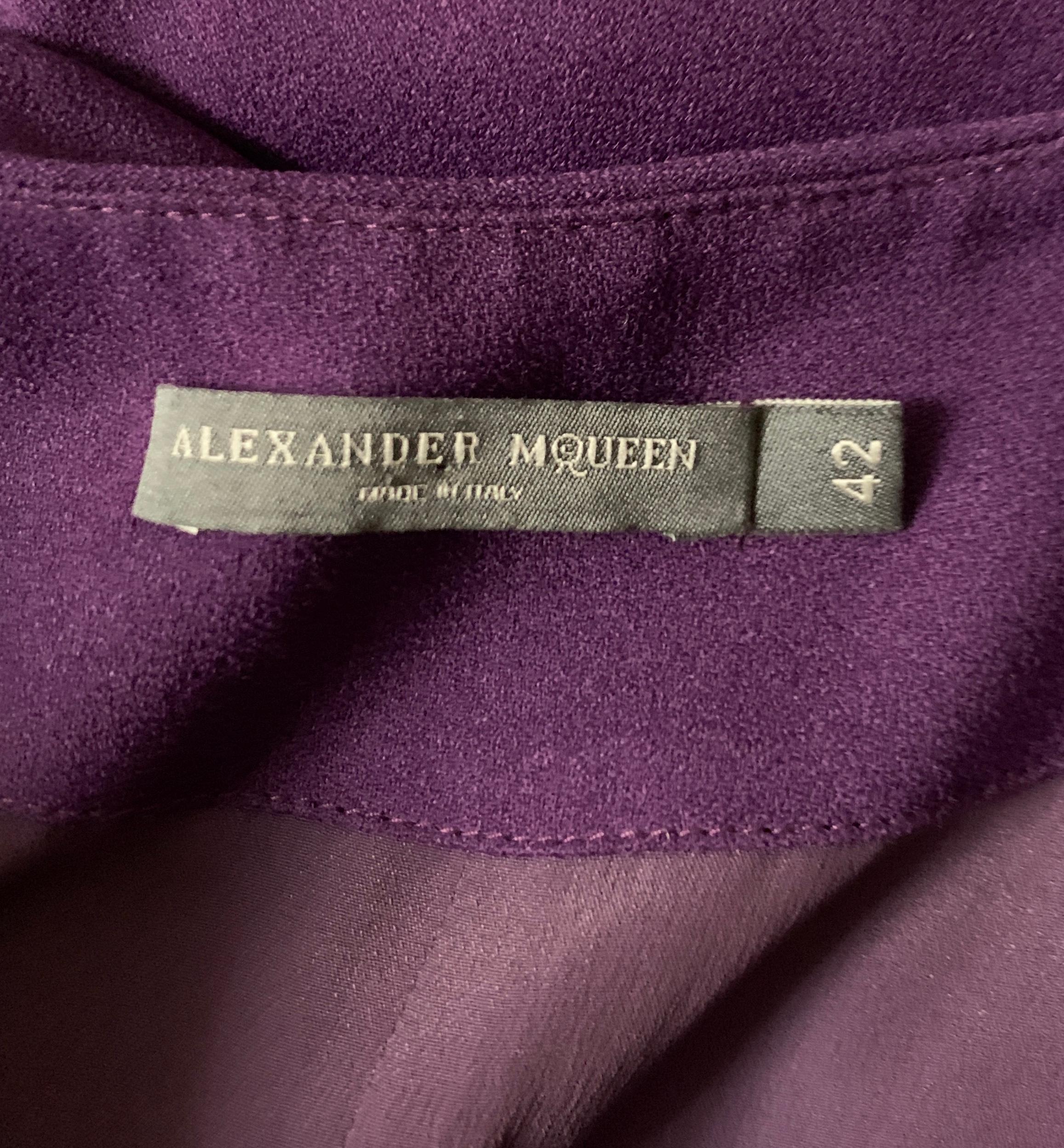Alexander McQueen 2010 Violet Purple Cape Back Gown In Excellent Condition In San Francisco, CA