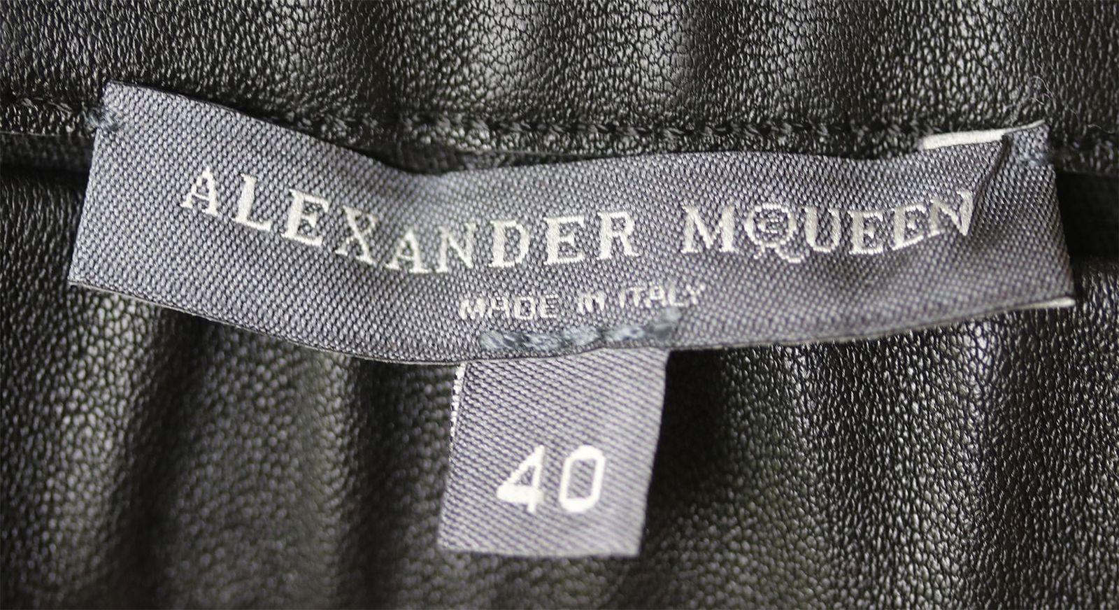 Alexander McQueen Whipstitched Stretch-Leather Leggings  In New Condition In London, GB