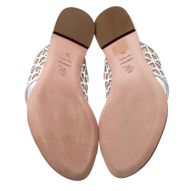 Women's Alexander McQueen Laser Cut Leather & Suede Toe Ring Flat Sandals Size 38