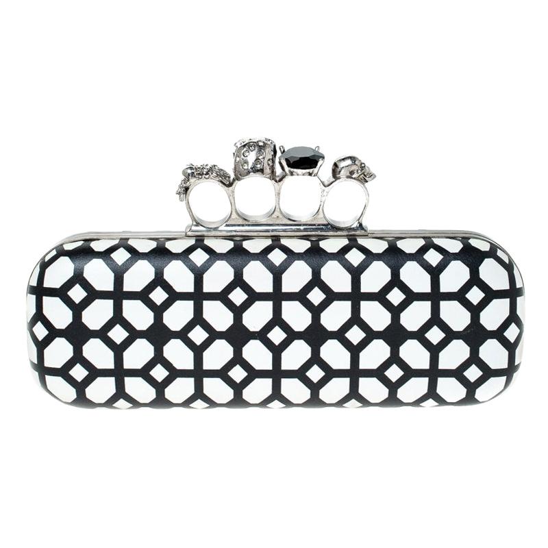 Alexander McQueen White/Black Patent Leather Skull Knuckle Clutch
