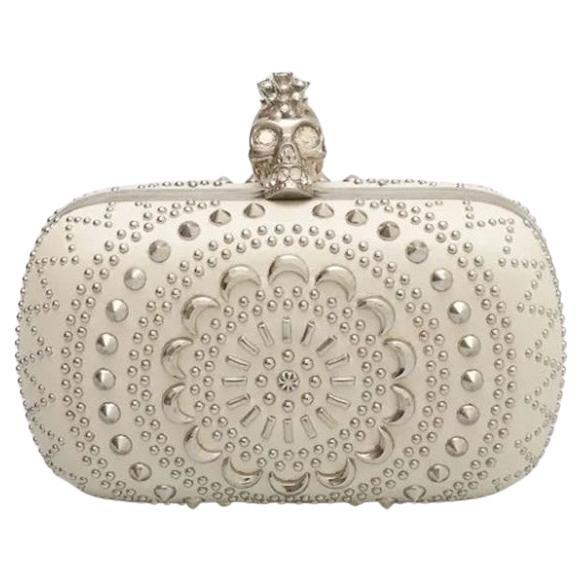 Alexander McQueen WHITE CLUTCH EMBELLISHED with SILVER RIVETS 