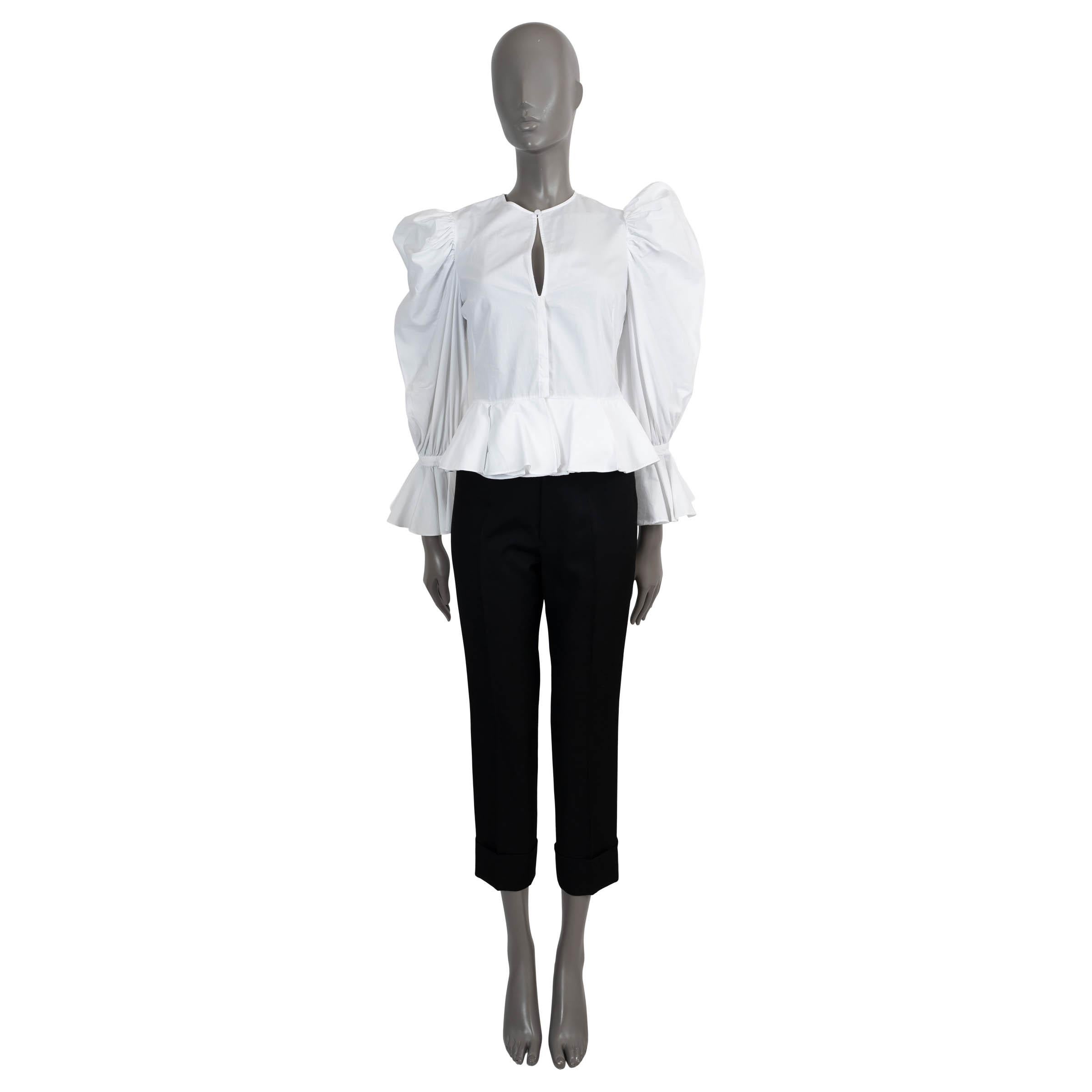 Alexander McQueen white cotton BALLOON SLEEVE PEPLUM Blouse Shirt 40 S In Excellent Condition For Sale In Zürich, CH