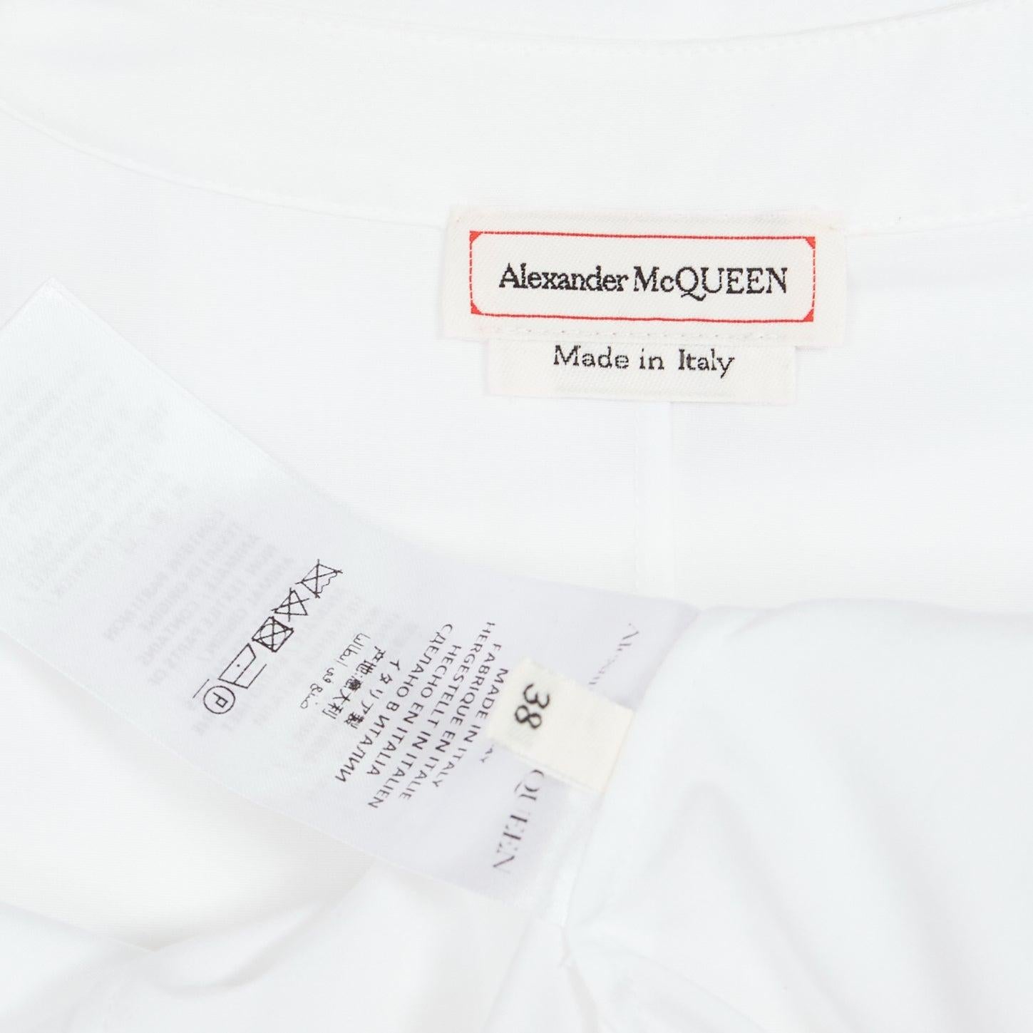 ALEXANDER MCQUEEN white cotton V-neck balloon sleeve peplum dress shirt IT38 XS For Sale 4