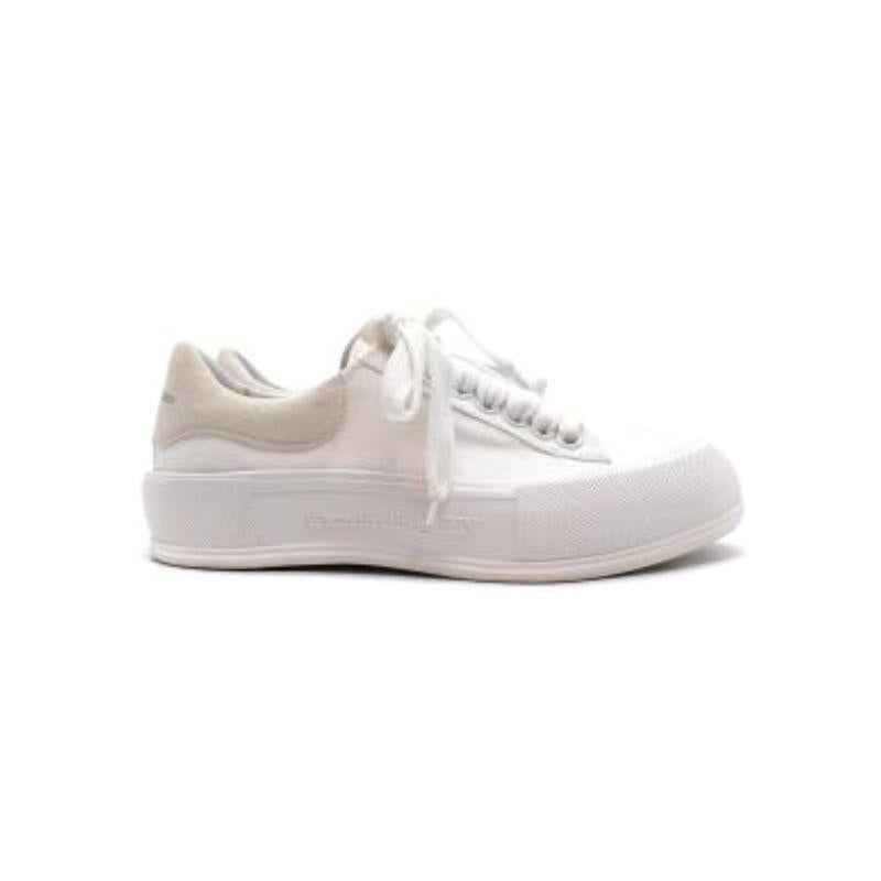 Alexander McQueen White Deck Lace Plimsoll Trainers In Good Condition For Sale In London, GB