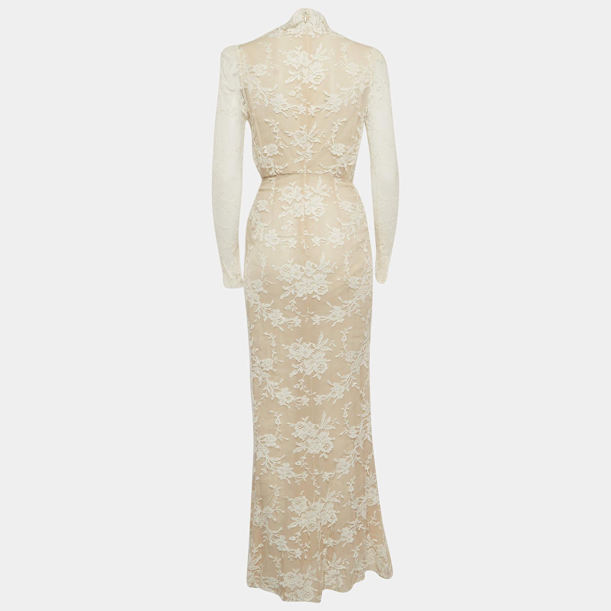 Resplendent, elegant, and gorgeous, this gown defines it all. Flaunting a floor-length silhouette, this gown is beautified using stunning details and a stylish neckline. Wear it with statement accessories and a defining clutch.