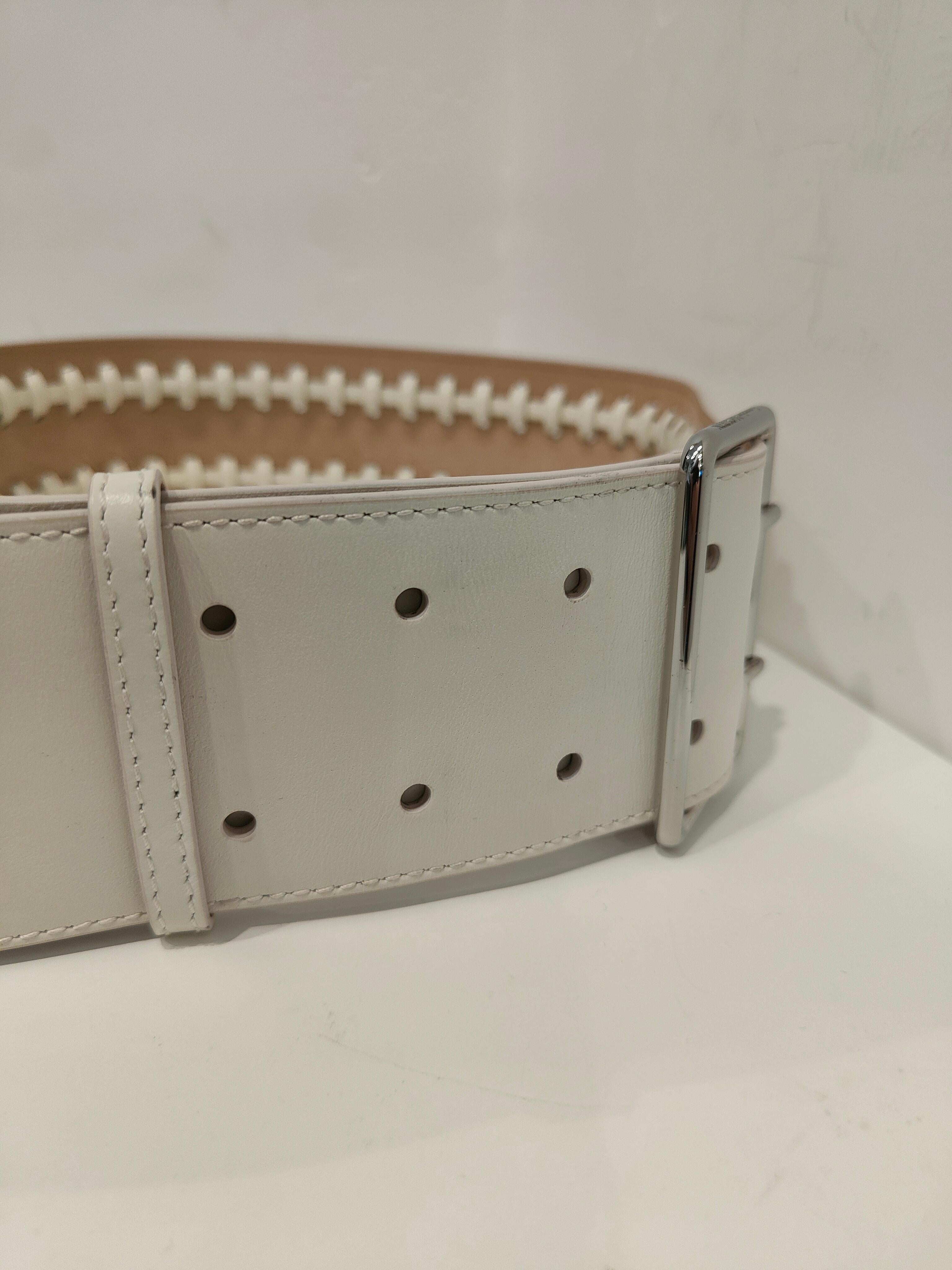 Brown Alexander McQueen White leather silver hardware belt For Sale