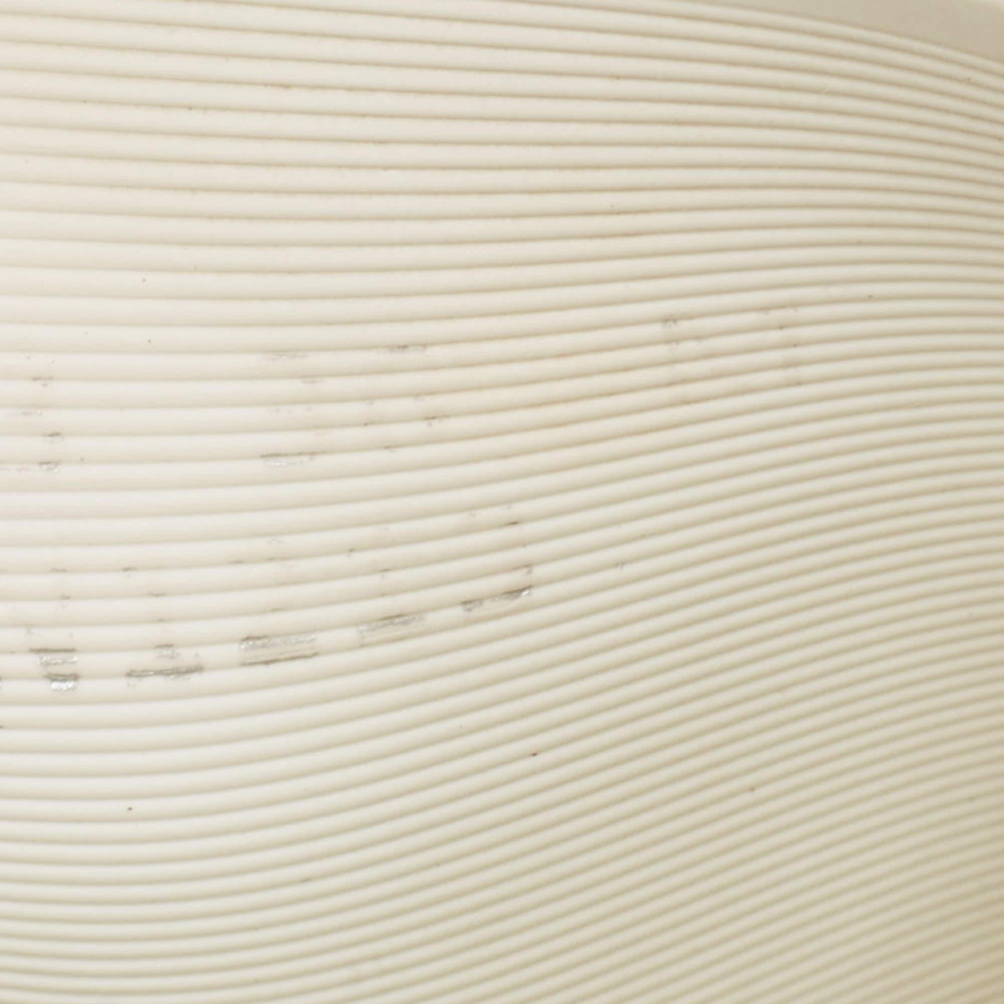 Alexander McQueen - Chausssures plates en caoutchouc blanc, taille 36 en vente 2