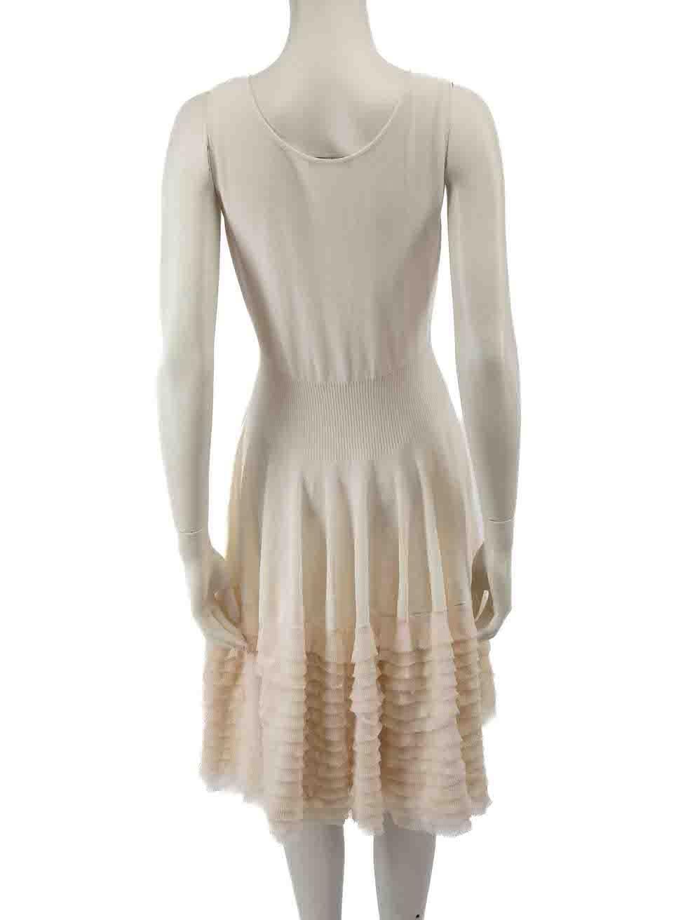 Alexander McQueen White Ruffle Skirt Midi Dress Size S In Good Condition For Sale In London, GB