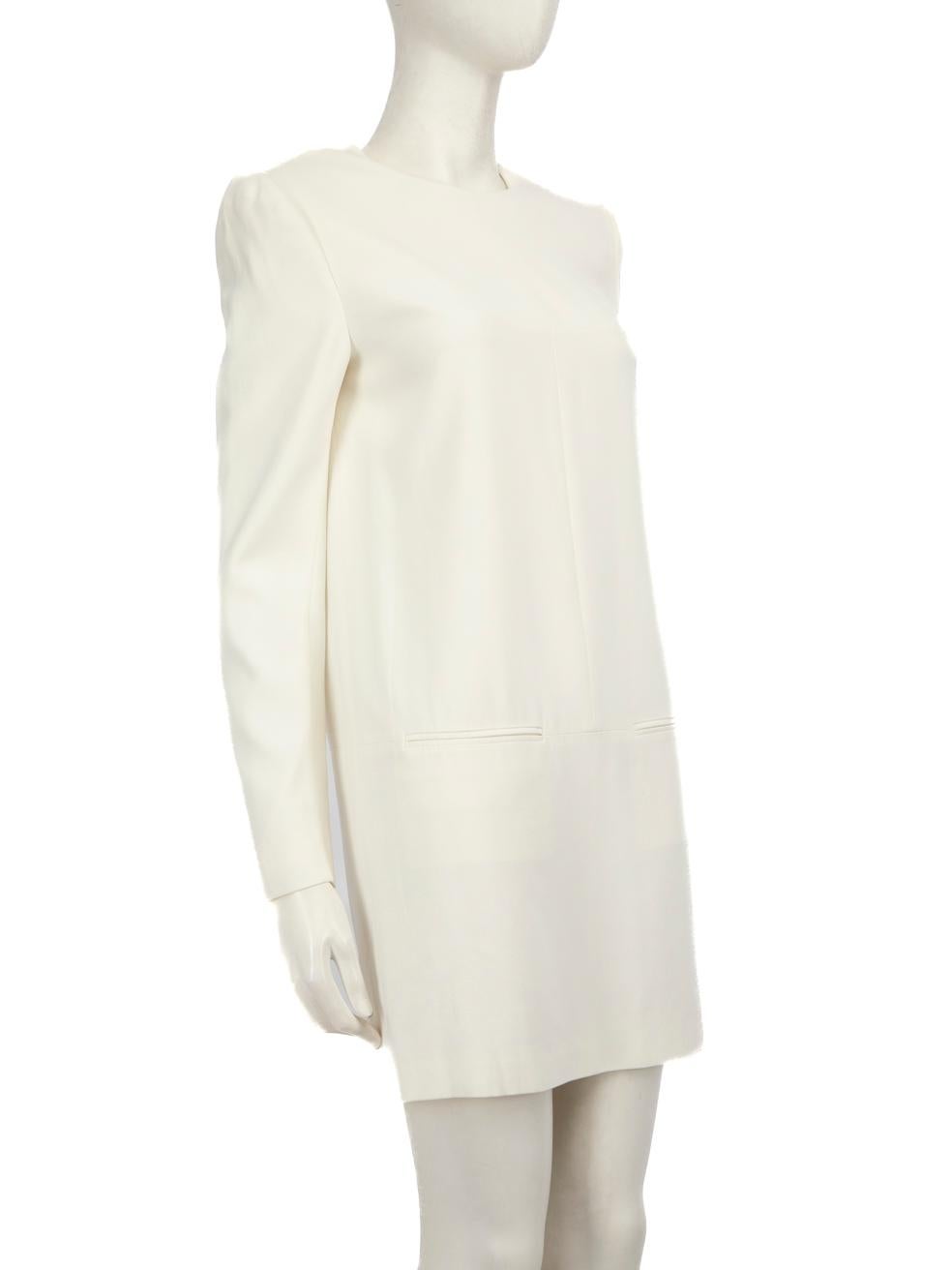 CONDITION is Very good. Minimal wear to dress is evident. Minor discolouration mark to inner lining of the armhole on the left side on this used Alexander McQueen designer resale item.
 
 Details
 
 
 White
 
 Synthetic
 
 Dress
 
 Knee-length
 
