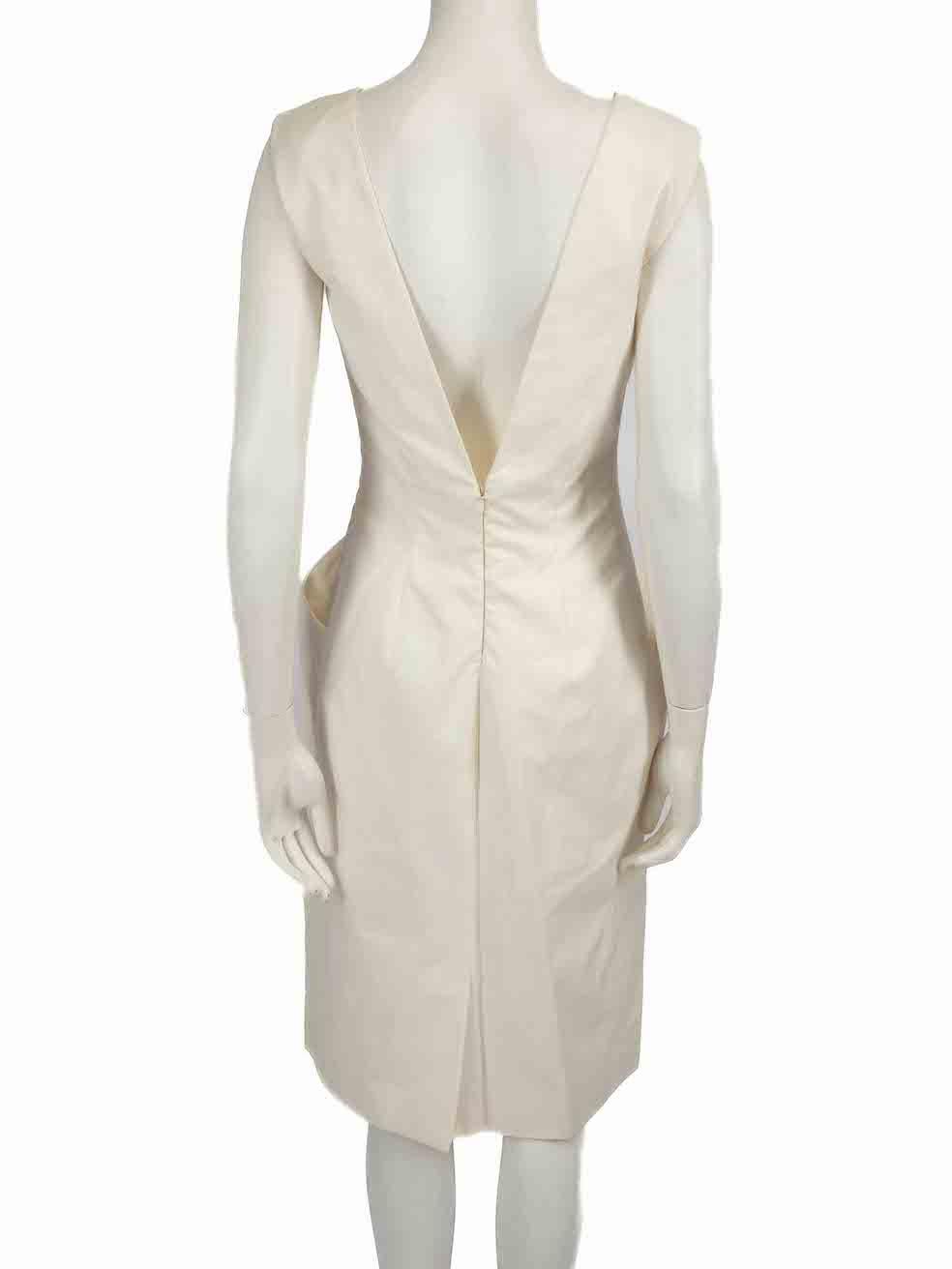 Alexander McQueen White Structured Tailored Midi Dress Size S In New Condition In London, GB
