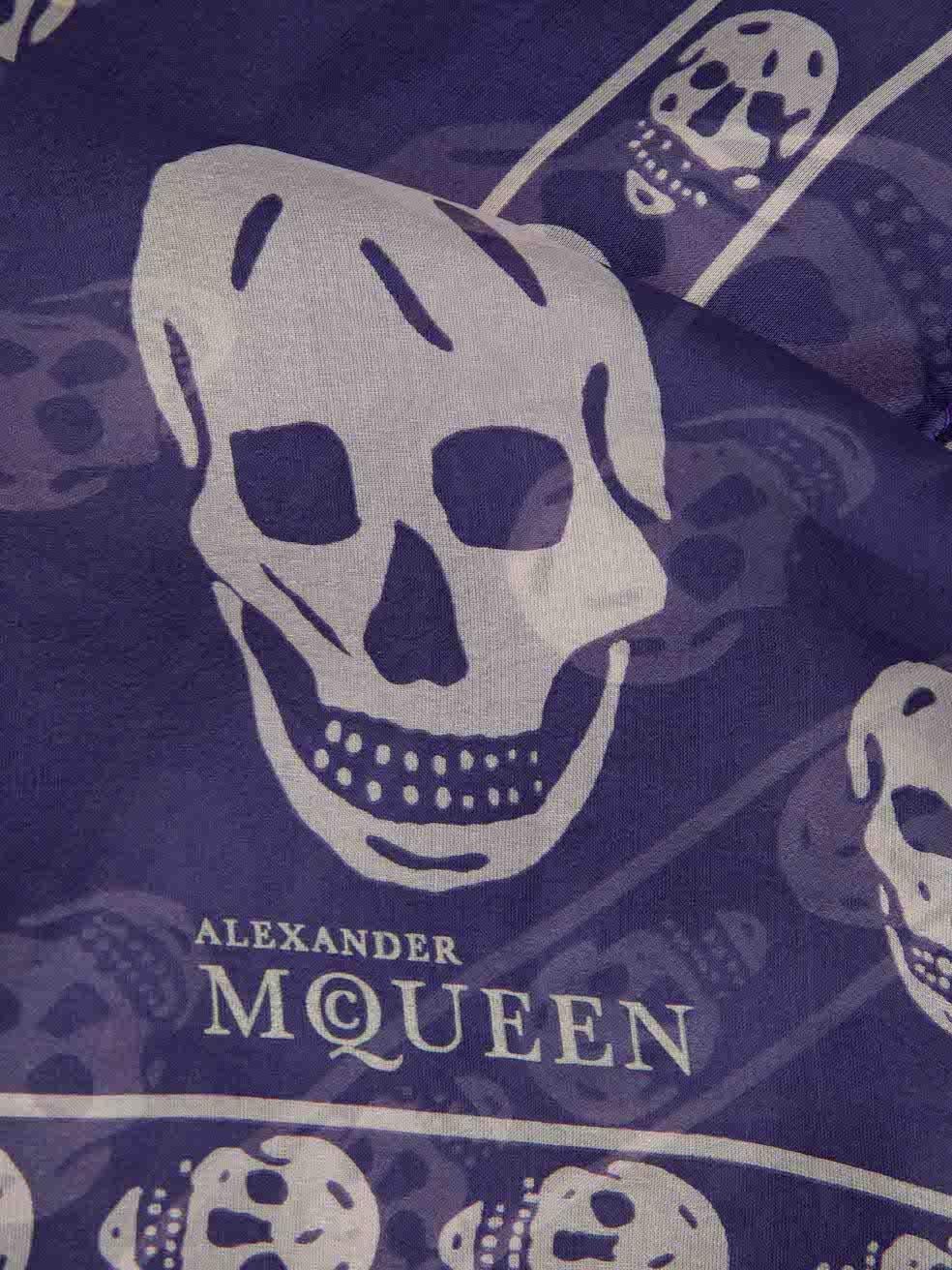 Alexander McQueen Women's Purple Silk Chiffon Skull Print Scarf In Good Condition In London, GB