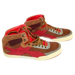 Alexander McQueen X Puma AMQ Trail Trainer Mid Top Turnschuhe aus rotem Wildleder, US 9