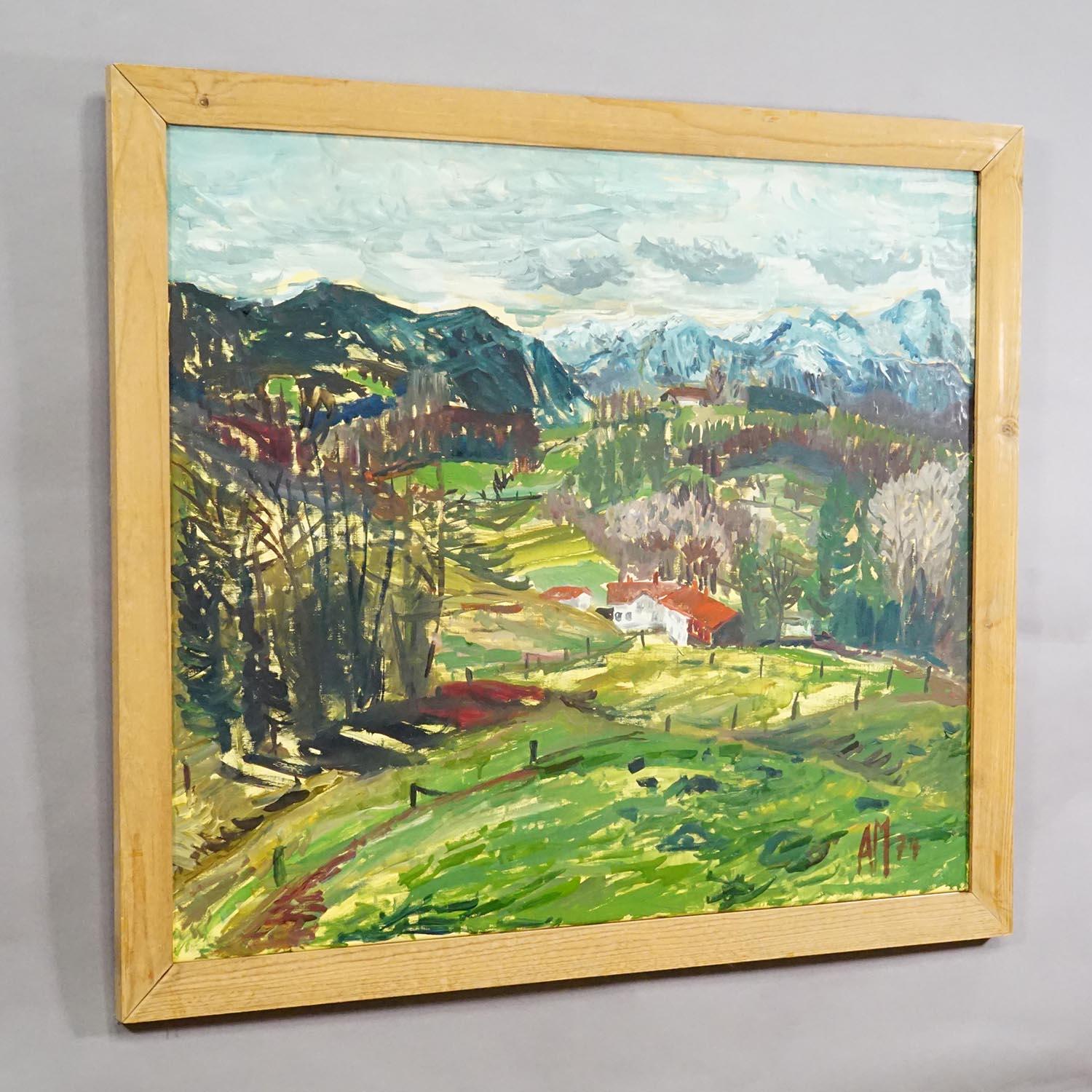 Alexander Michael Pittura ad olio - Paesaggio vicino a Dietramszell, 1974

Questo espressivo paesaggio prealpino bavarese mostra una campagna dolcemente ondulata con prati e pascoli recintati di un verde intenso. Al centro, un'incantevole cascina