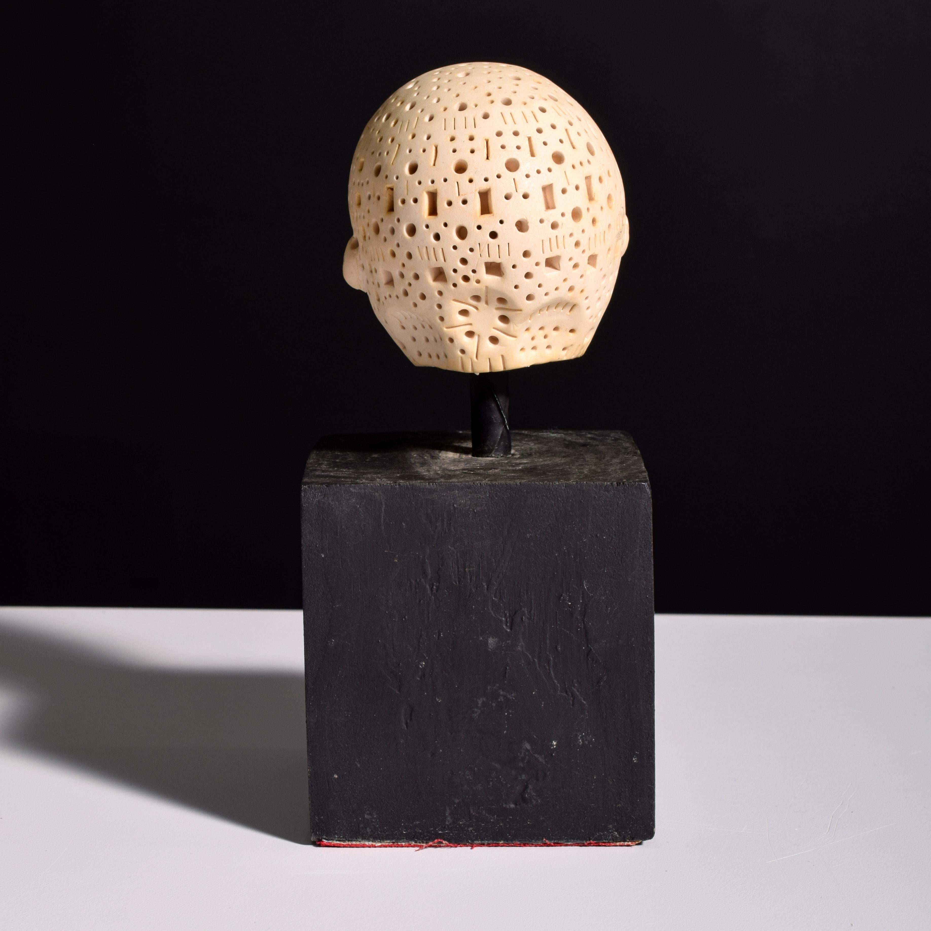Escultura de cabeza de Alexander Ney en venta 3