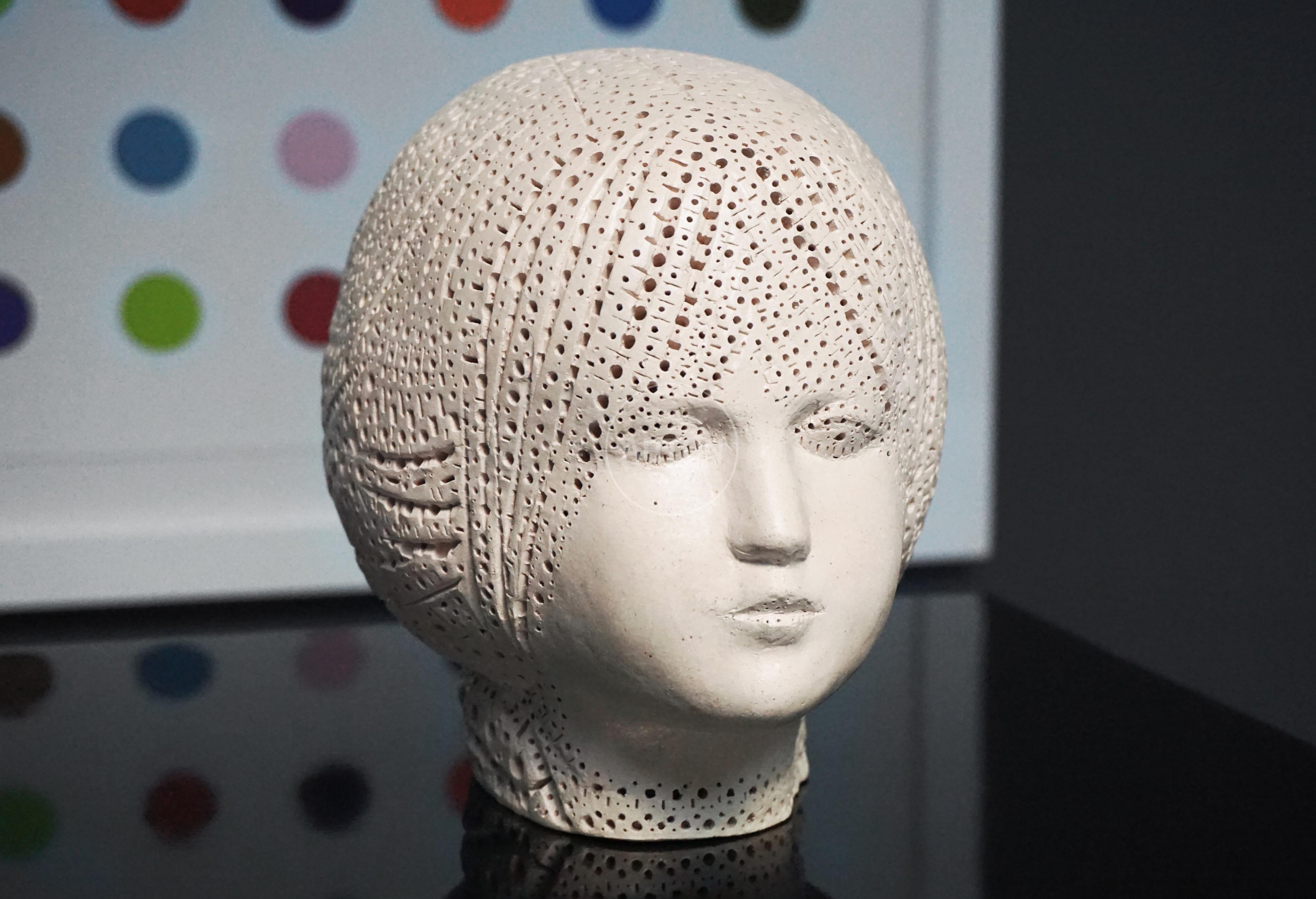 Escultura de terracota con busto, Alexander Ney, 