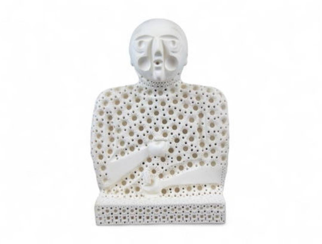 “Seated Terracotta Figure” - Sculpture de Alexander Ney