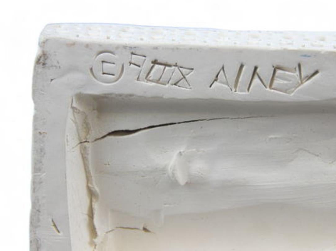 “Seated Terracotta Figure” en venta 2