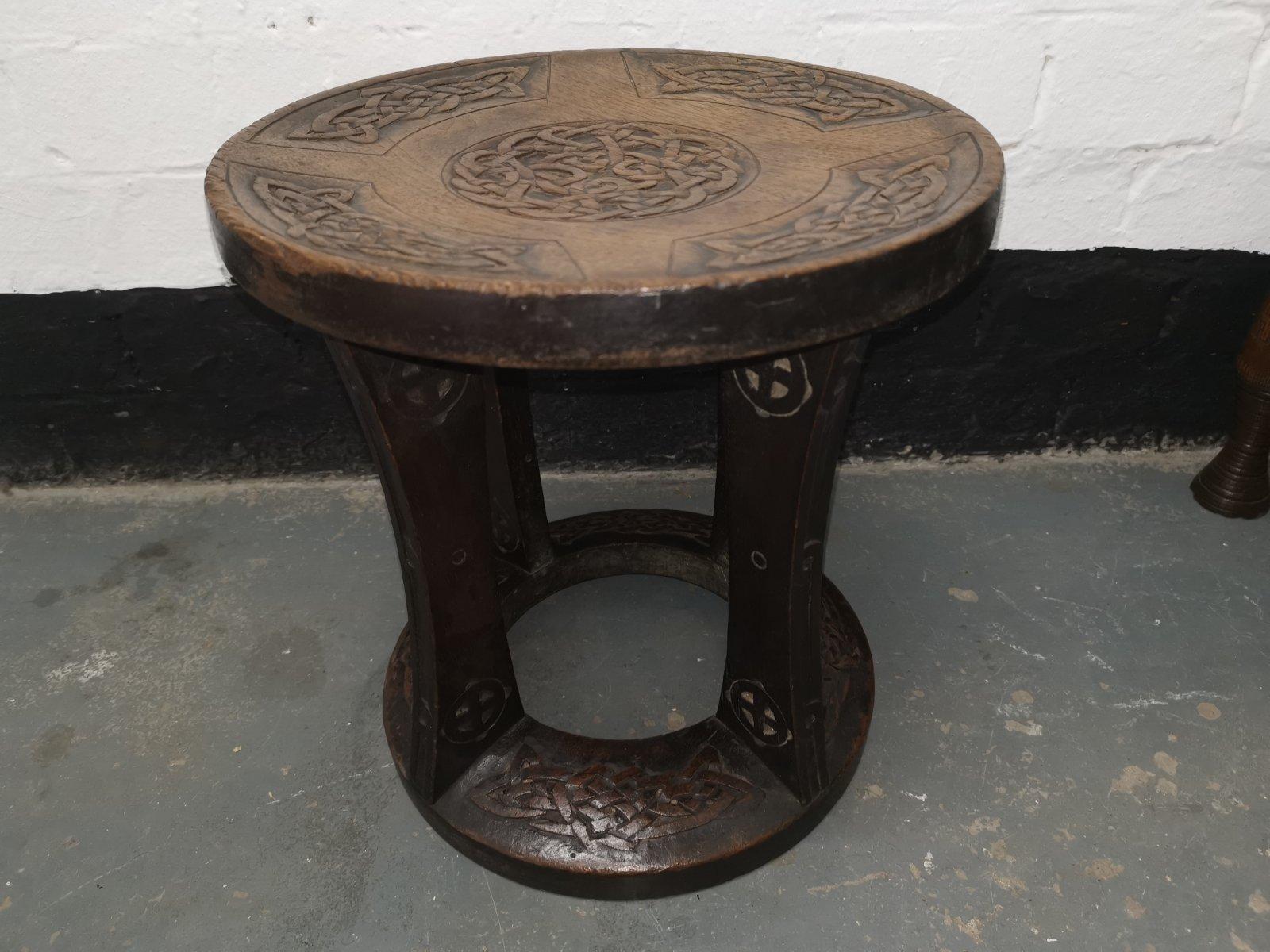 Alexander Ritchie. a Glasgow School Stool with Carved Celtic Decoration In Good Condition For Sale In London, GB