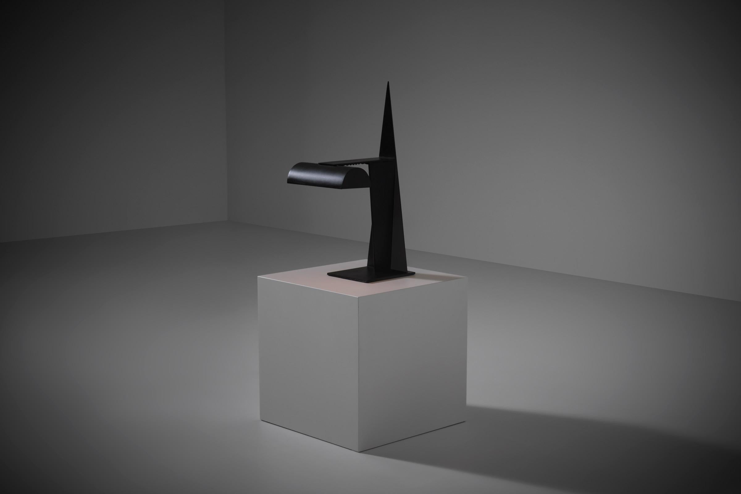 Sculptural table lamp designed by Alexander Rodchenko in 1920s. The most known version is model 576 by Gino Sarfatti for Arteluce, this is a small French atelier production from Espace Lumière edition, 1990s. Intriguing constructivist design