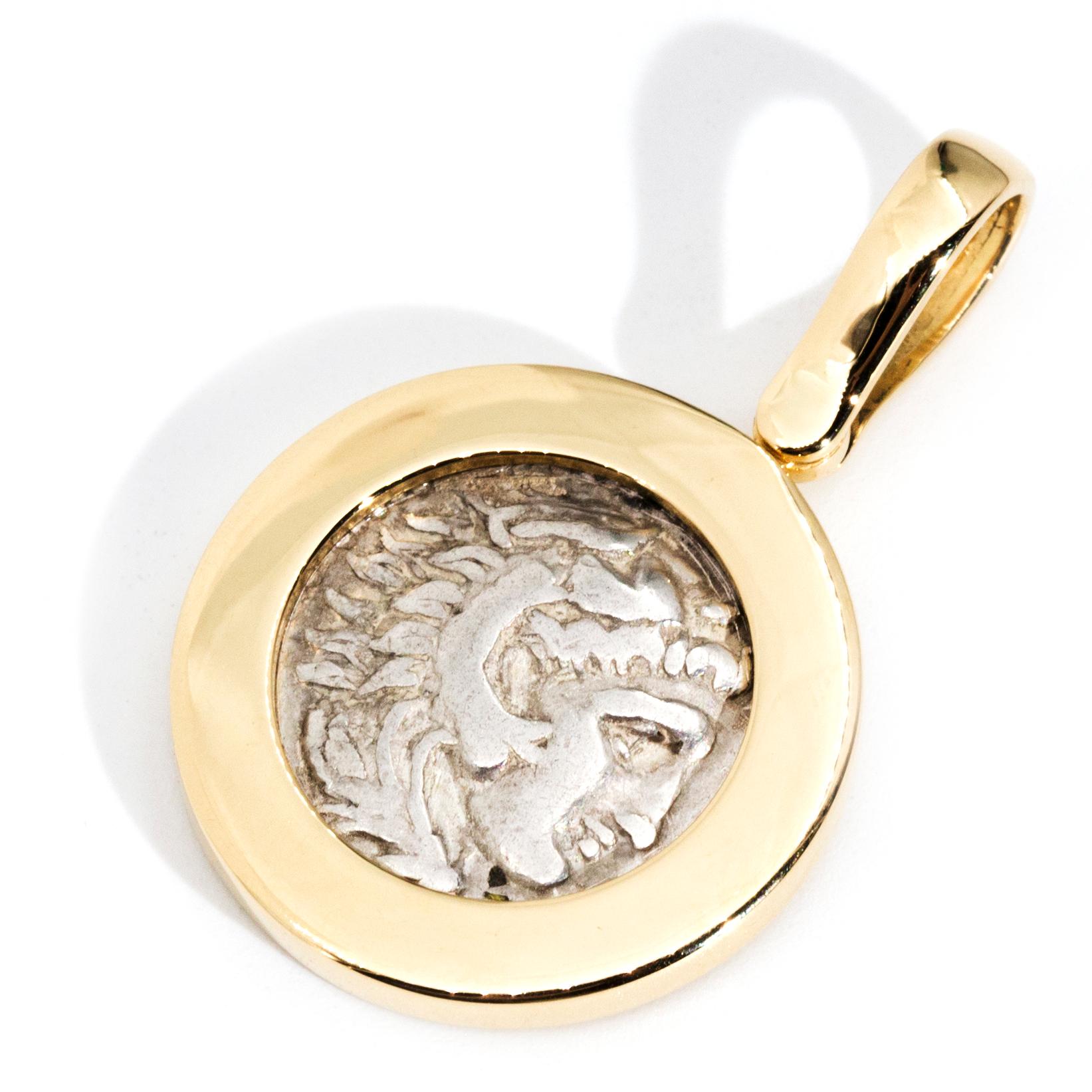 Alexander the Great and Zeus Ancient Coin 18 Carat Yellow Gold Pendant In New Condition In Hamilton, AU
