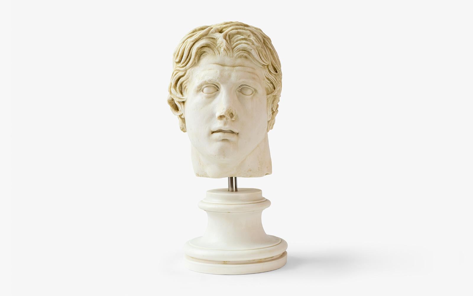 Alexander The Great Büste aus gepresstem Marmorpulver / Istanbul / Klein (Gegossen) im Angebot