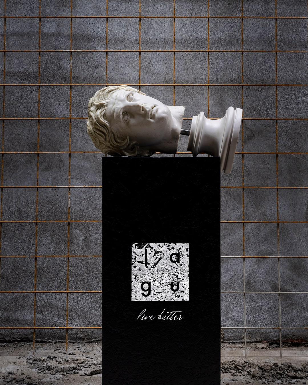 Alexander The Great Büste aus gepresstem Marmorpulver / Istanbul / Klein im Angebot 1