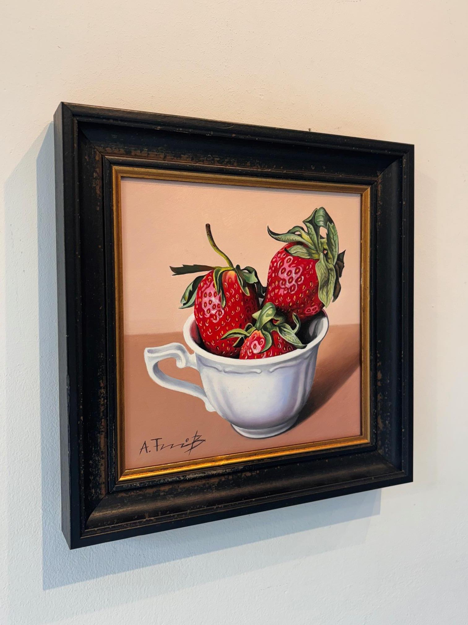 Fragole in tazza - natura morta originale - arte contemporanea in vendita 2