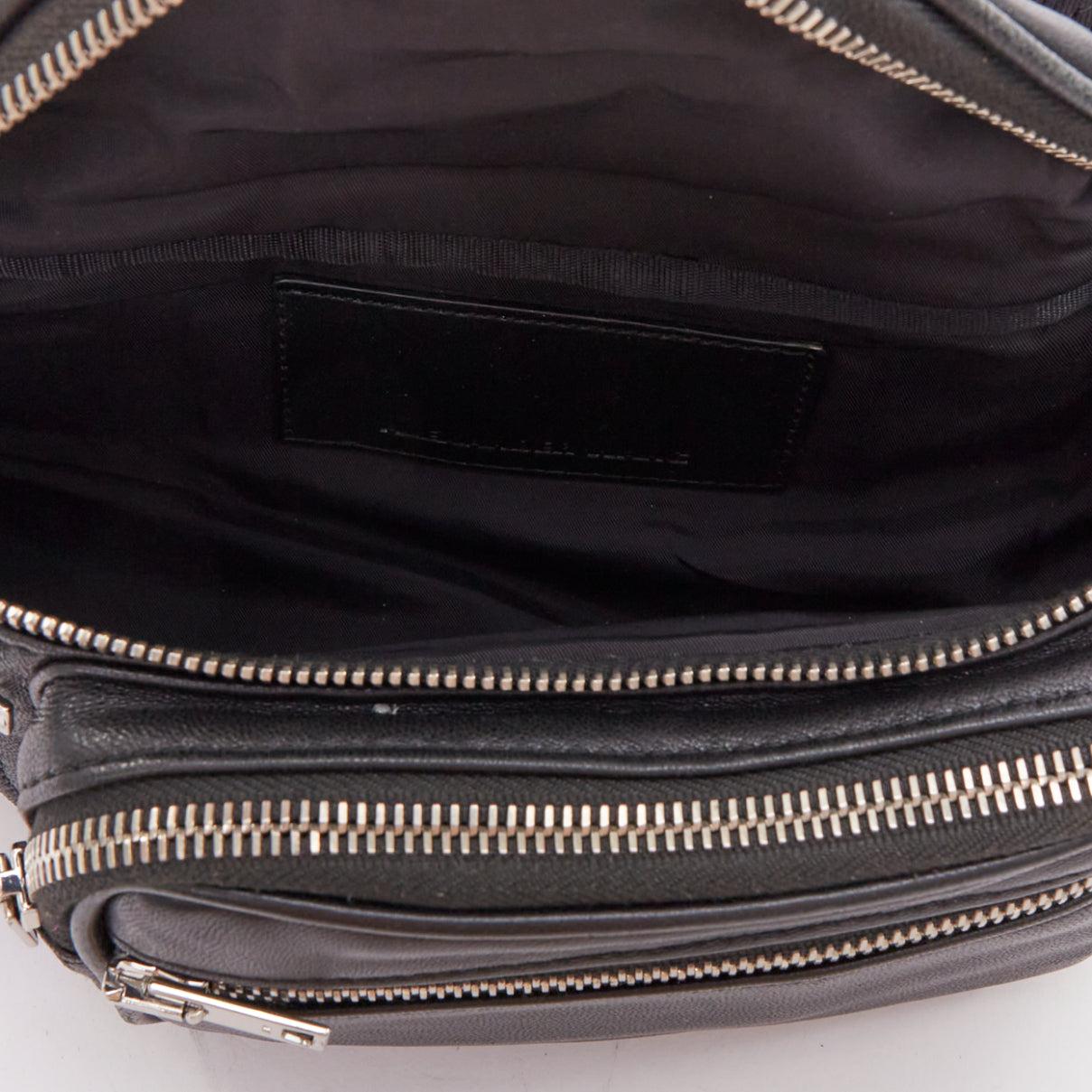 Alexander Wang Attica, borsa in pelle nera e argento con cintura a zip multipla in vendita 3