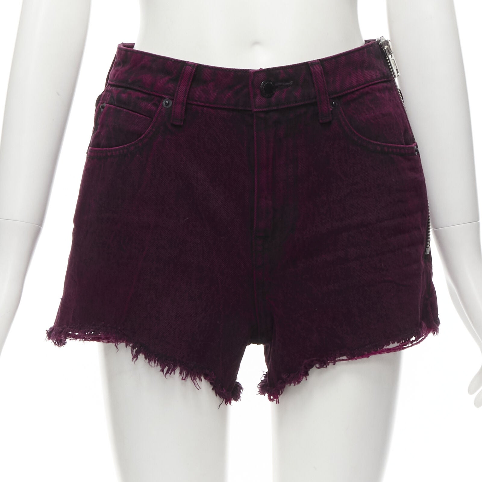 ALEXANDER WANG Bite berry red black washed side zip fraed denim short 25" en vente