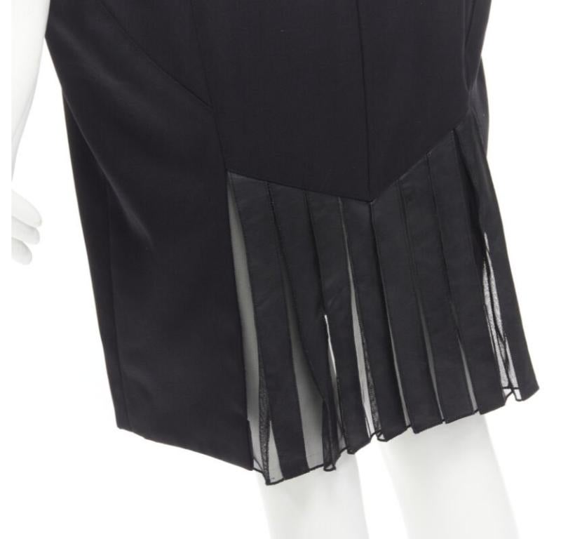 ALEXANDER WANG black built in corset strapless leather pleat back dress US4 S
Reference: KEDG/A00065
Brand: Alexander Wang
Designer: Alexander Wang
Material: Wool, Polyester
Color: Black
Pattern: Solid
Closure: Zip
Extra Details: Built in boned