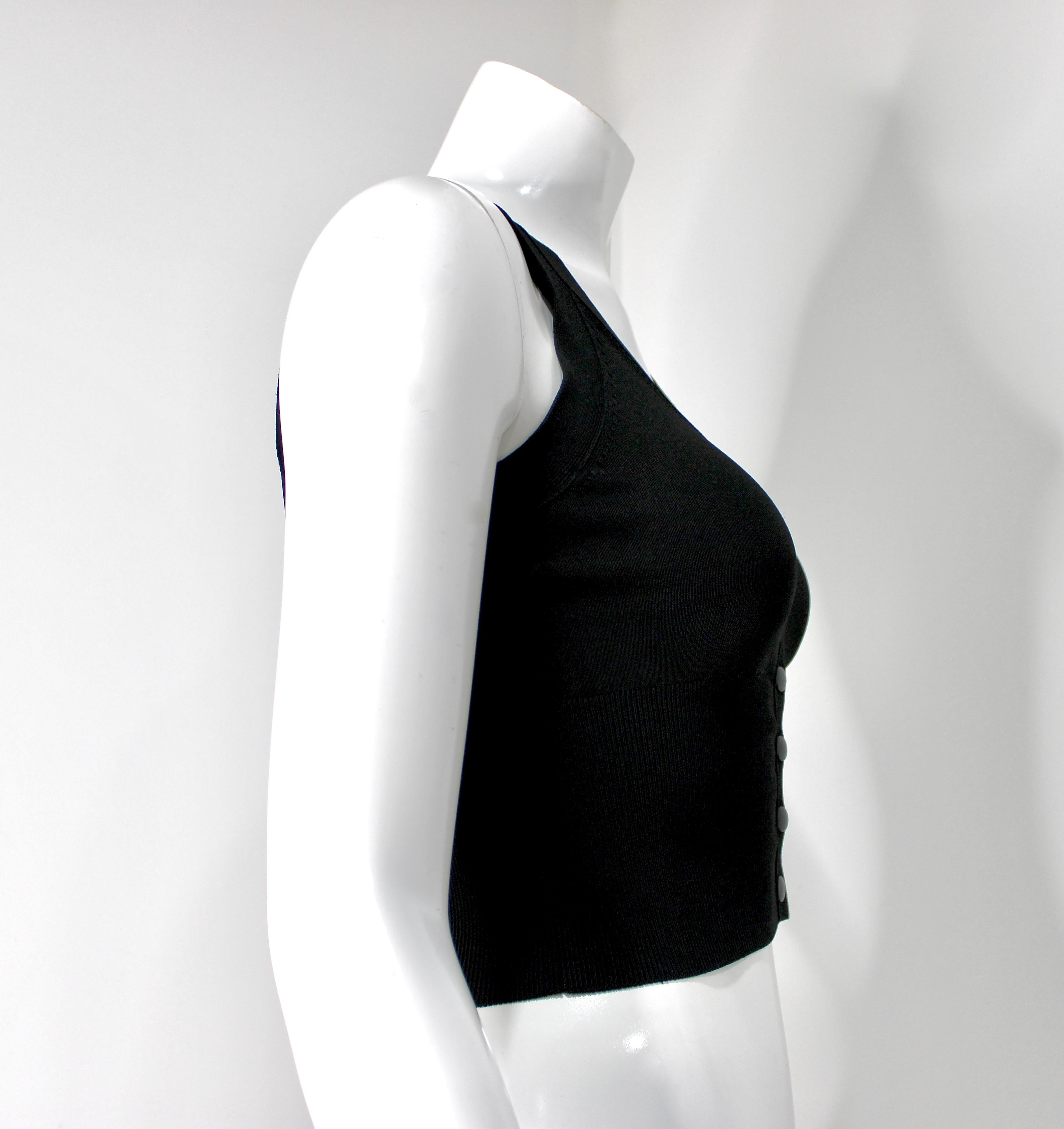 Alexander Wang - Noir - Top boutonné à col en V et à manches courtes en vente 2