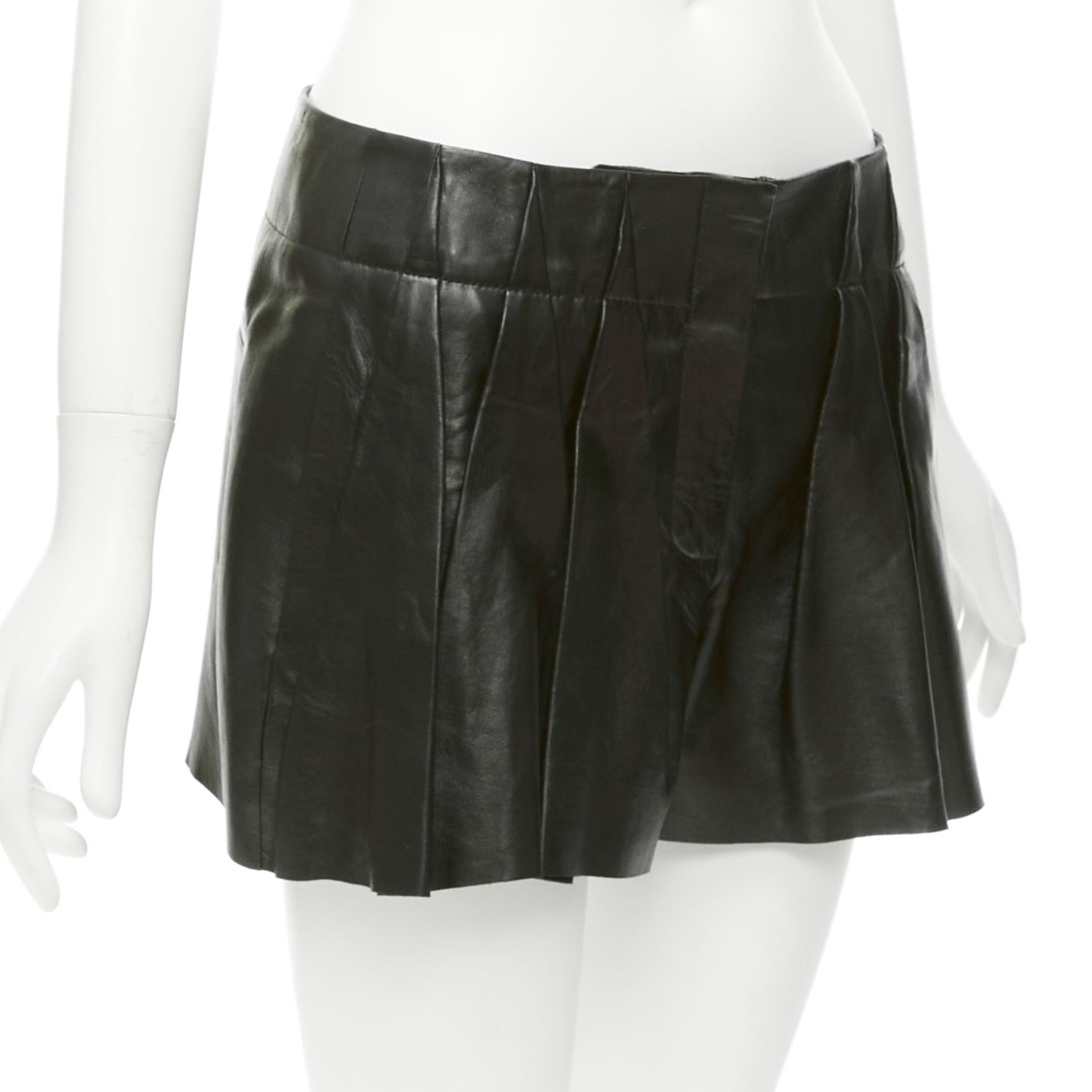 ALEXANDER WANG black lambskin leather pleated front shorts US2 S In Good Condition For Sale In Hong Kong, NT
