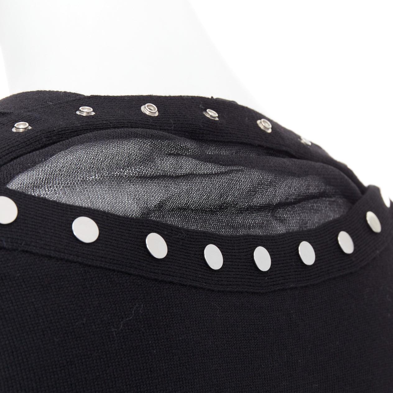 ALEXANDER WANG black merino wool silk trim sheer back cardigan XS
Reference: YIKK/A00200
Brand: Alexander Wang
Designer: Alexander Wang
Material: Merino Wool, Silk
Color: Black, Silver
Pattern: Solid
Closure: Button
Extra Details: Sheer panel at