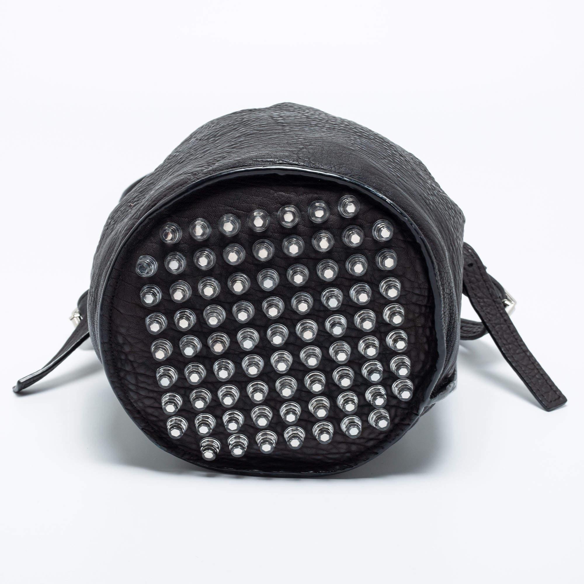 Alexander Wang Bolso Diego Bucket de piel negra texturizada 2