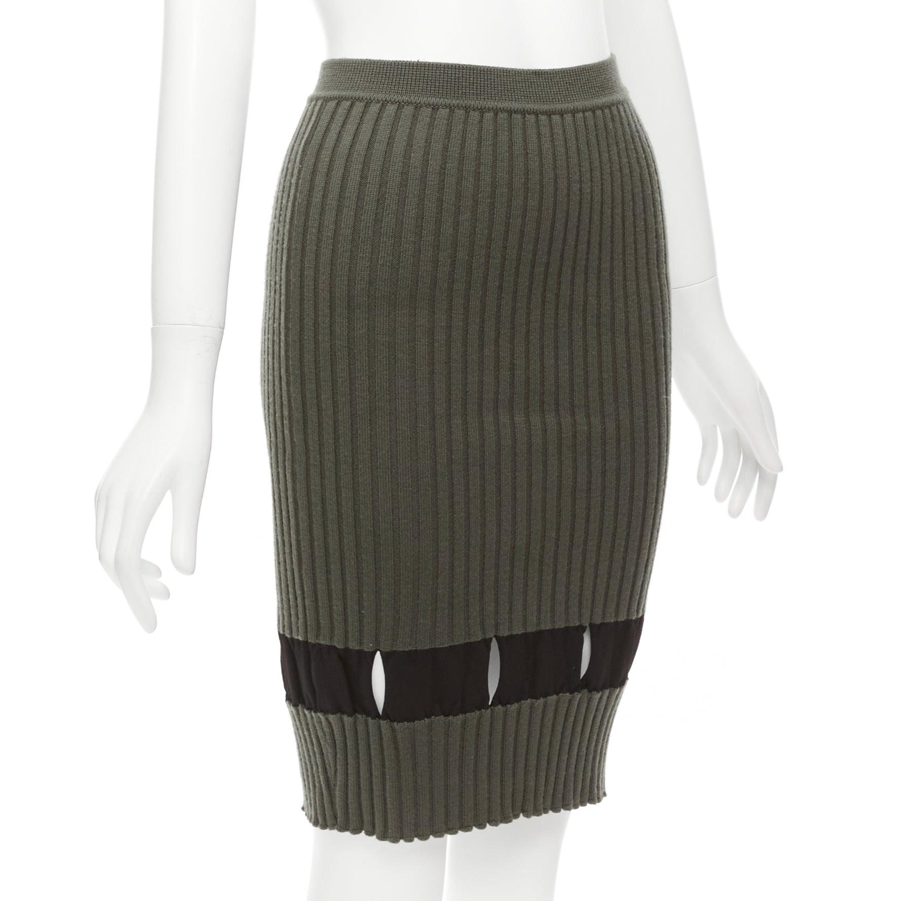 ALEXANDER WANG khaki black ribbed cut out pencil knee skirt XS In Excellent Condition For Sale In Hong Kong, NT