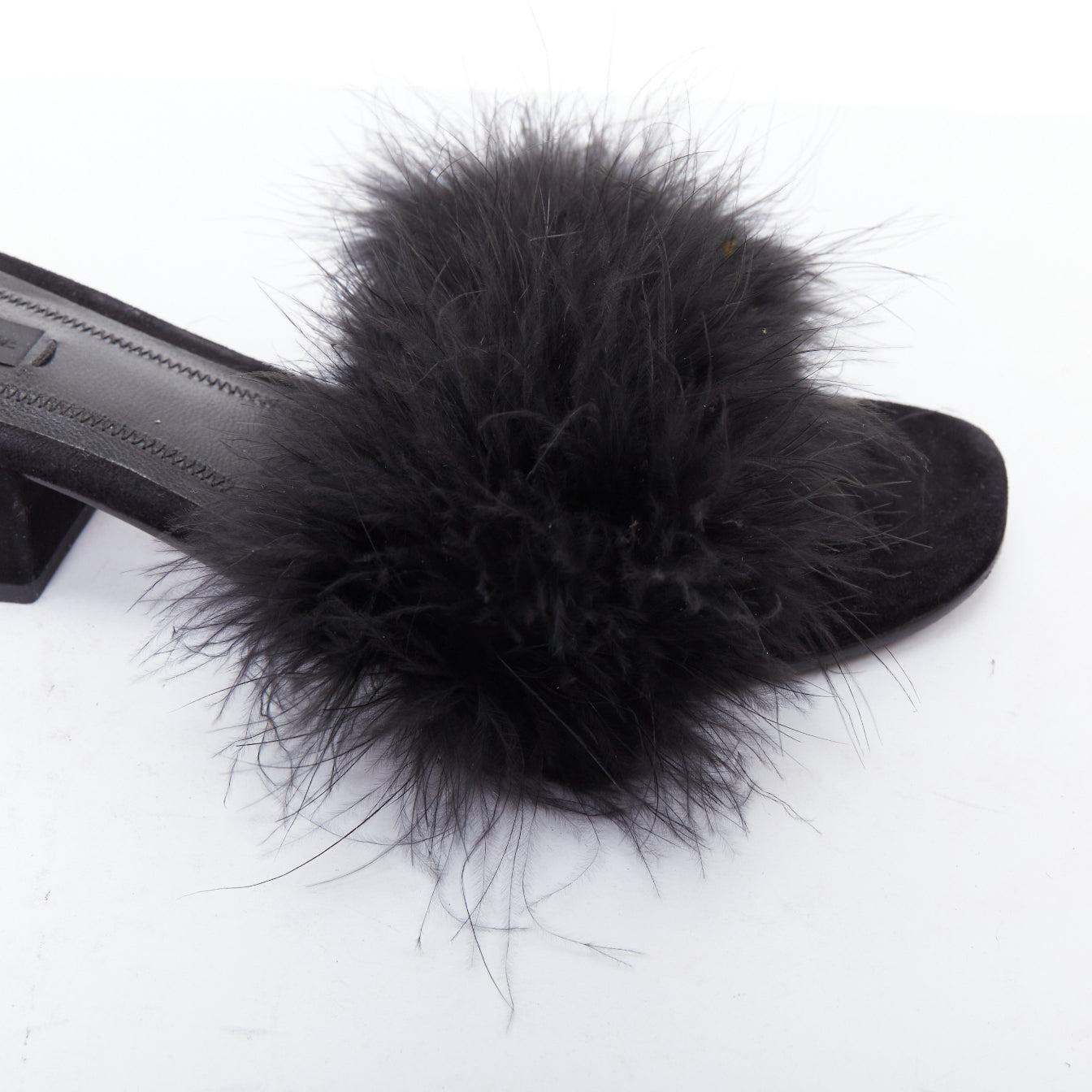 ALEXANDER WANG Lou mules en daim embellies de plumes noires EU37,5 en vente 2